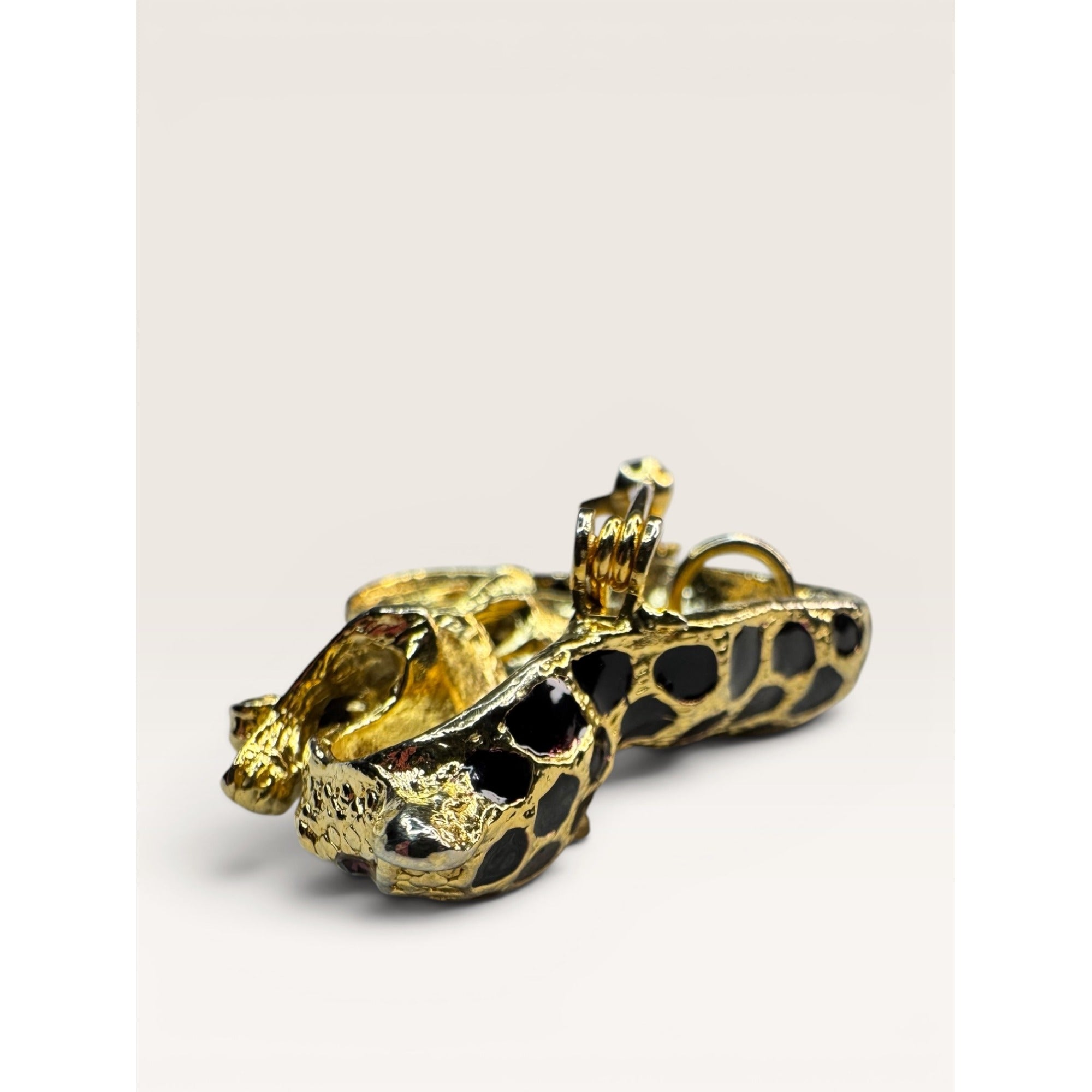 Park Lane 1980s Black Enamel Gold Tone Leopard Brooch Figural Vintage
