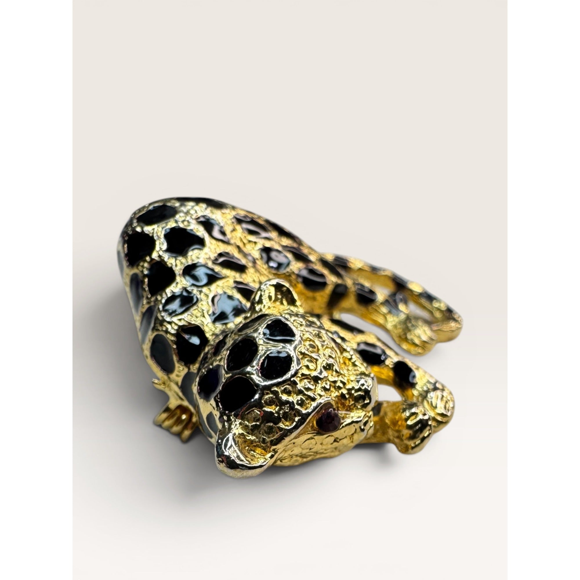 Park Lane 1980s Black Enamel Gold Tone Leopard Brooch Figural Vintage
