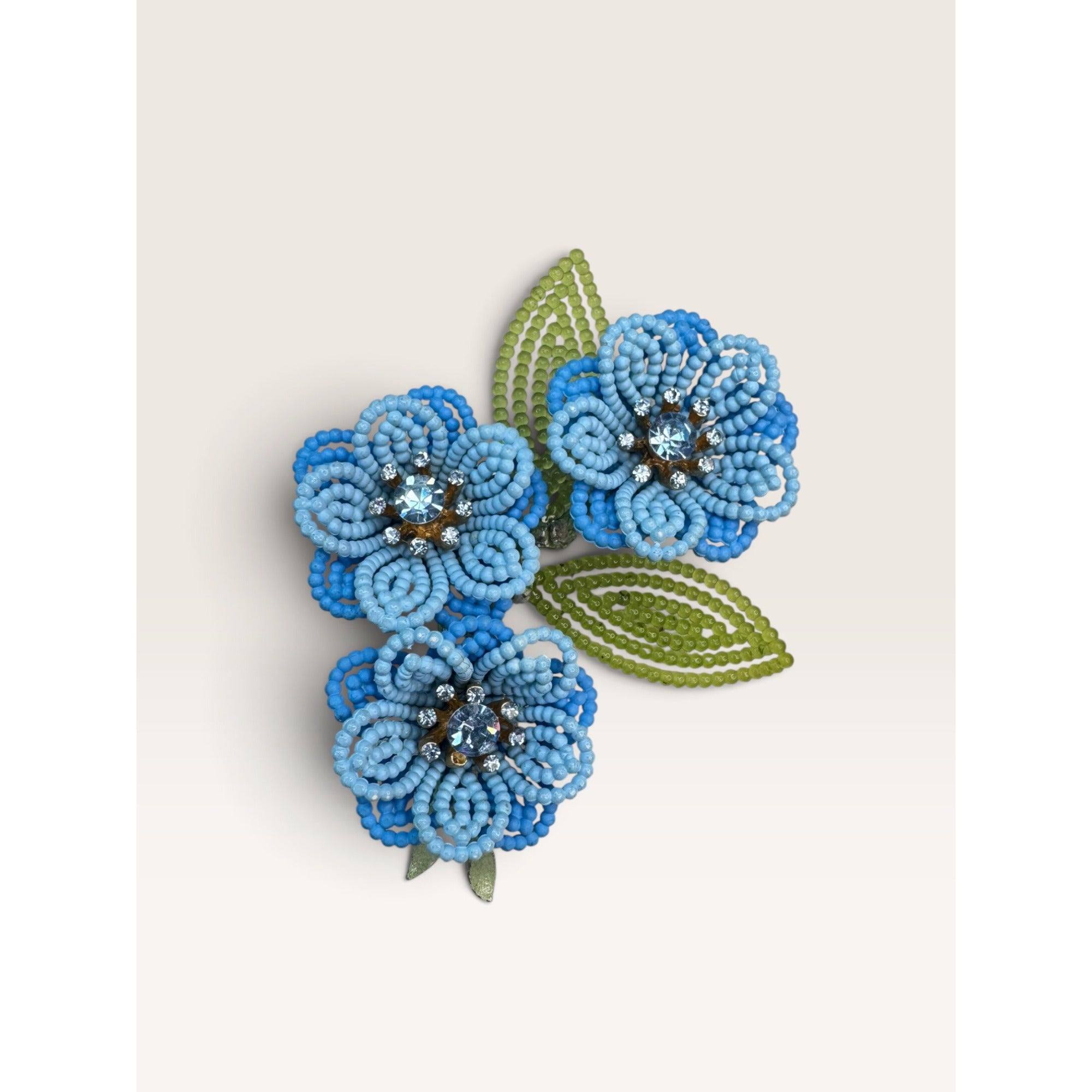 Lisner Vintage 1960s Molded Plastic Blue Flower Green Leaf Brooch Pin 2.96"