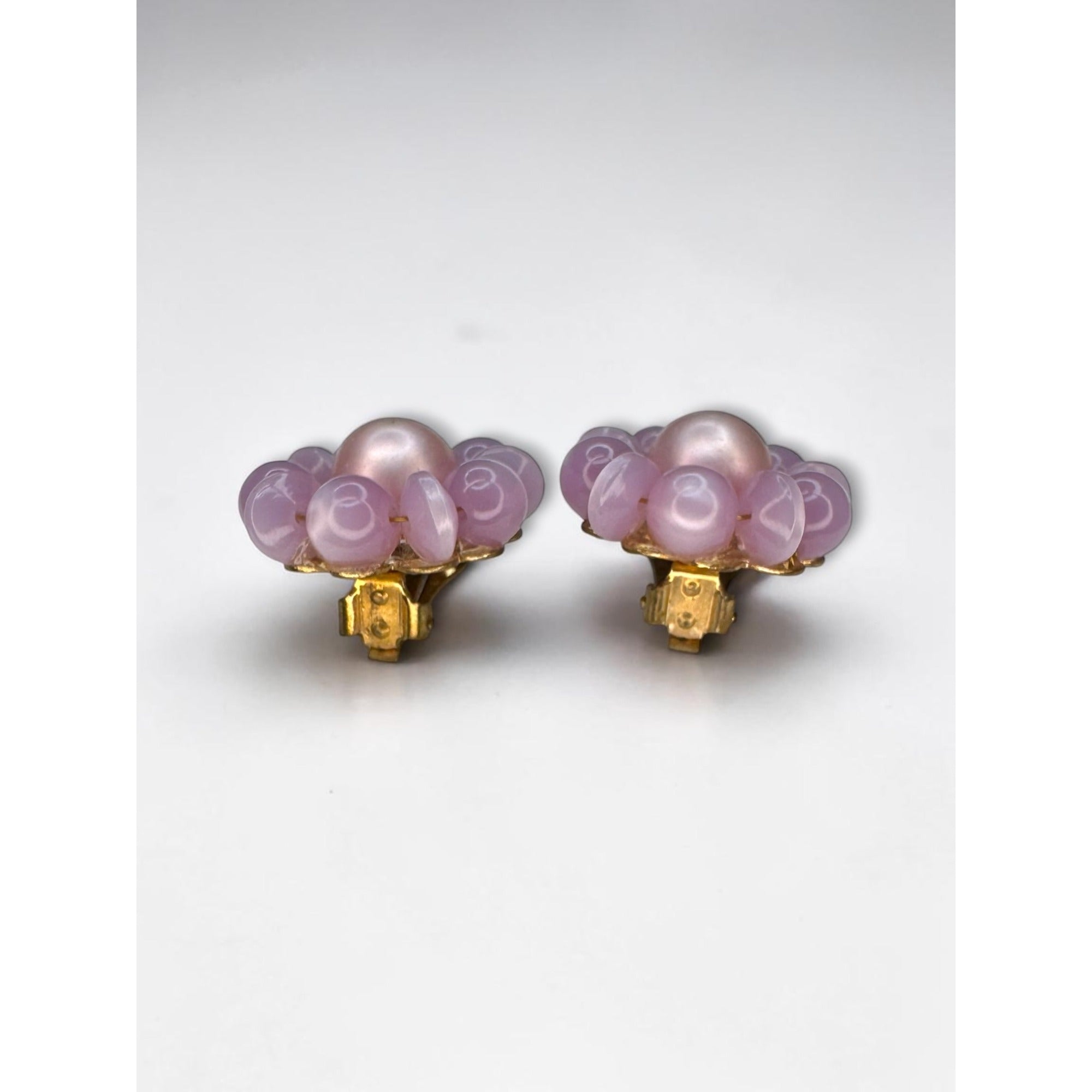 Moonglow Lucite Pink Floral Cluster Clip On Earrings Faux Pearl 1960s Vintage