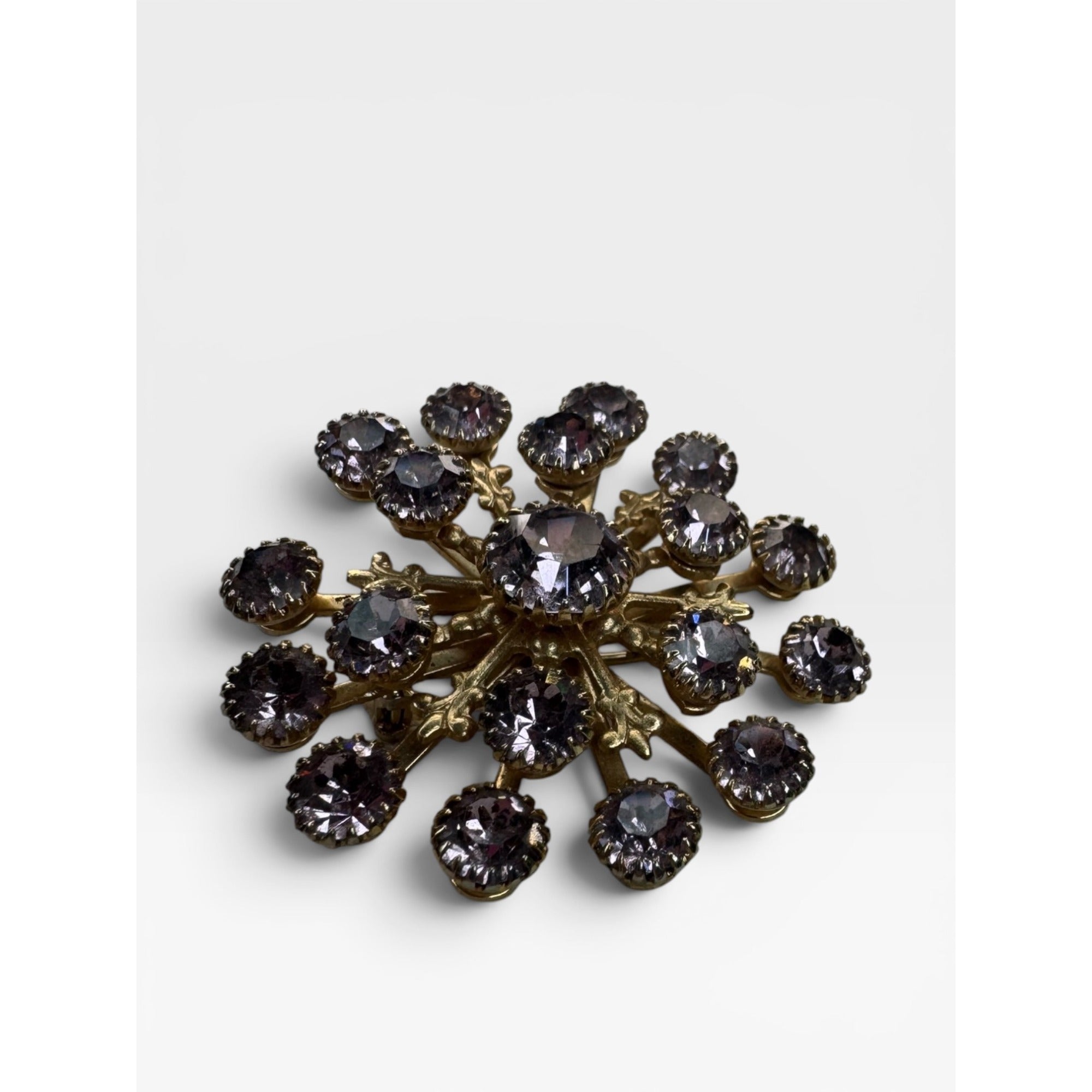 Lavender Crystal Starburst Snowflake Brooch Gold Tone Rhinestone Pin