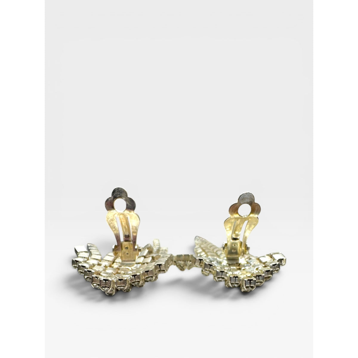 Crystal Waterfall Dangle Clip On Earrings Silver Tone Unsigned Vintage 60s