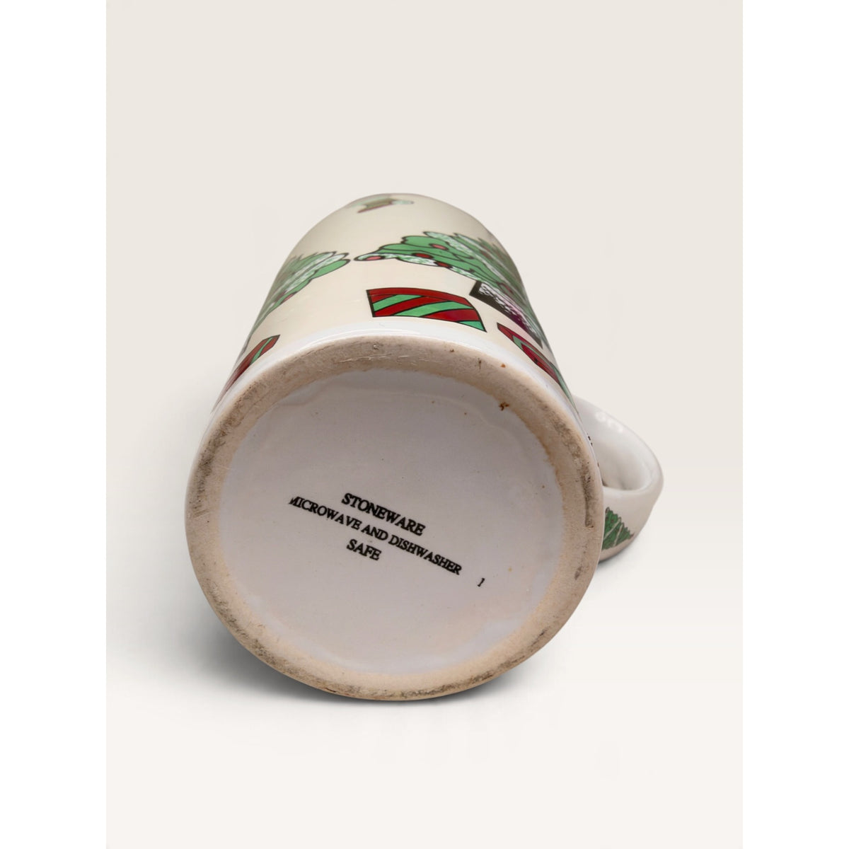 Christmas Tree Stocking Gifts Tall Stoneware Latte Mug 6 Inch Vintage 1990s