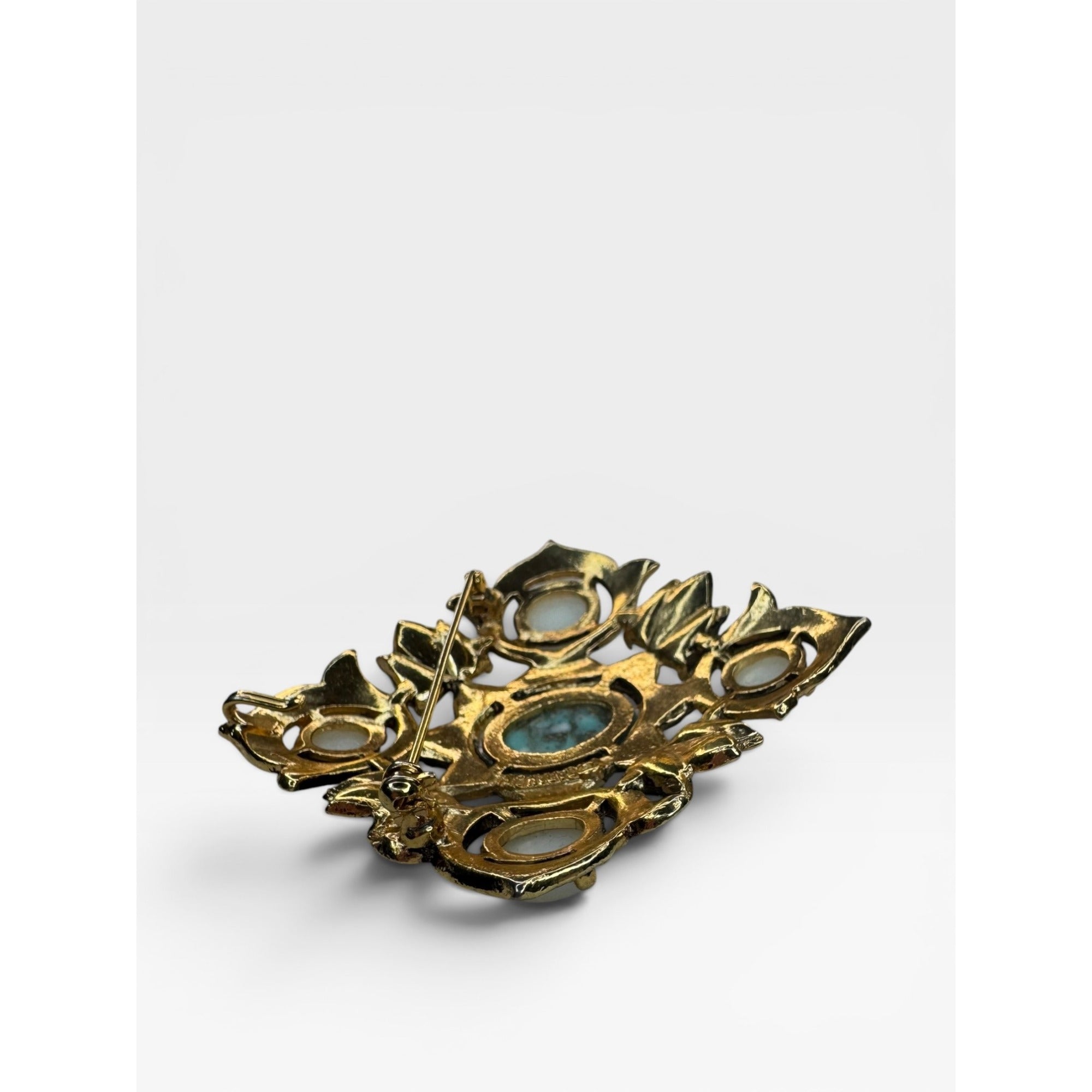 Sarah Coventry Remembrance Pendant Brooch 1968 Vintage