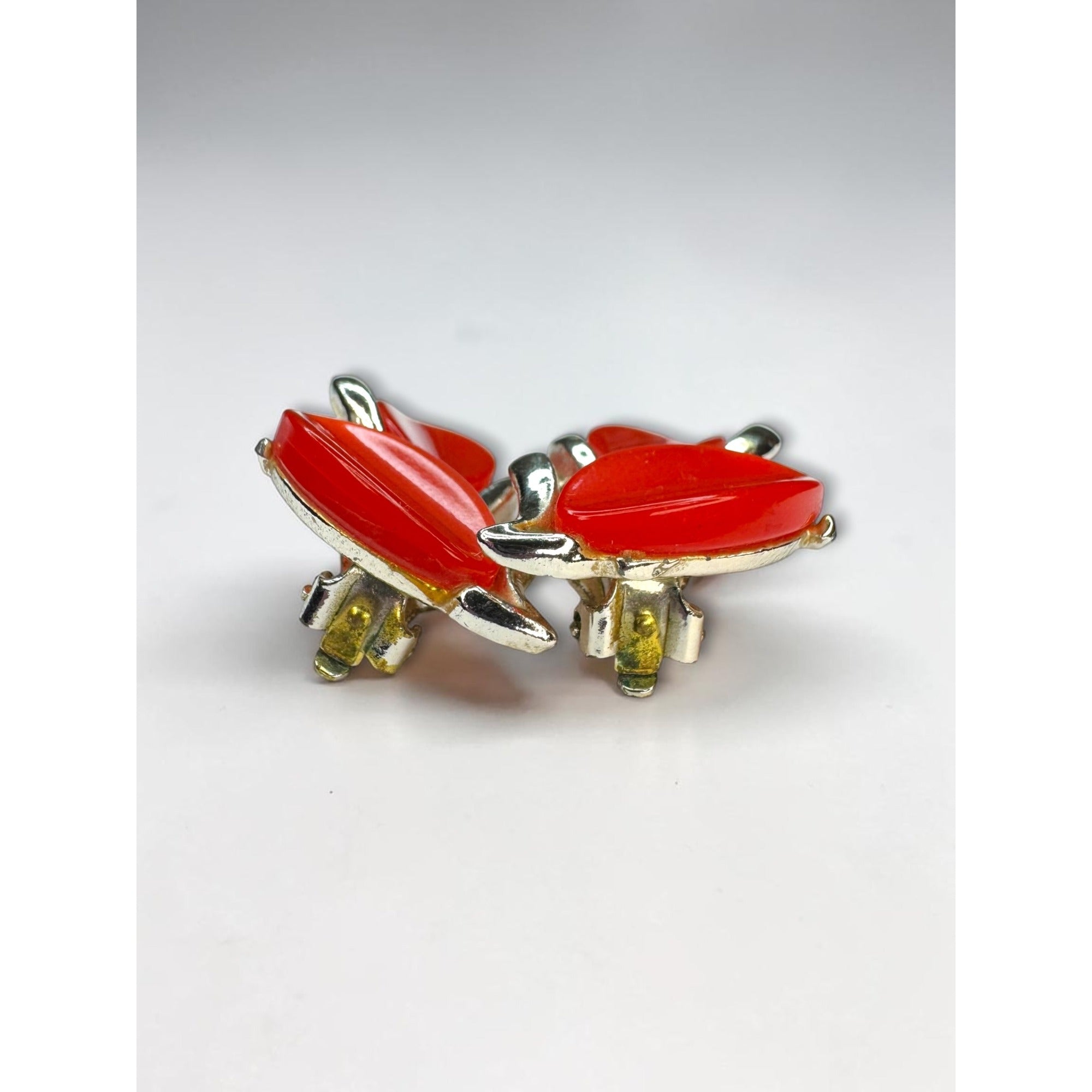 Thermoset Orange Red Climber Clip On Earrings Gold Tone 1960s Vintage