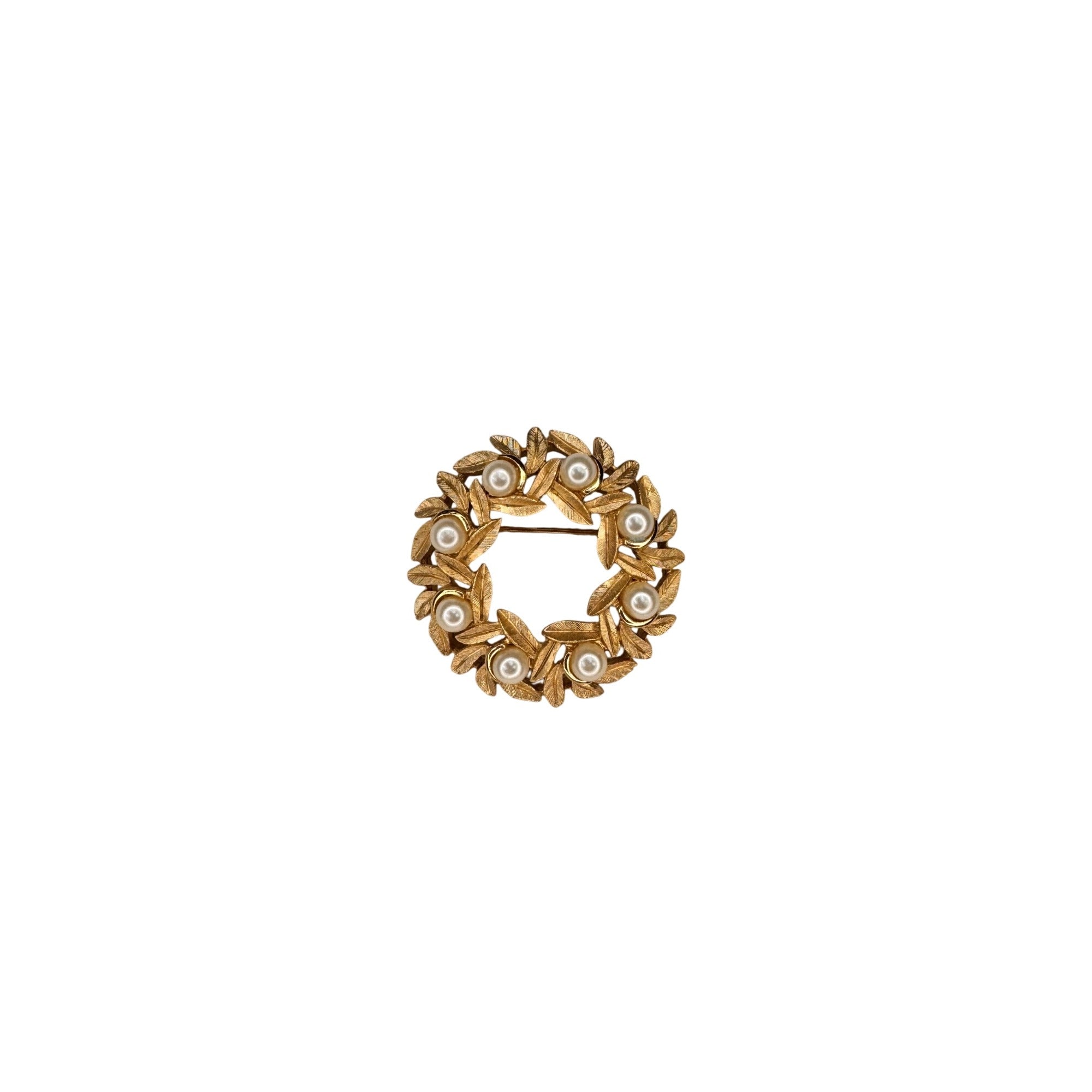 Leaf Wreath Brooch Gold Tone Faux Pearl Avon Vintage