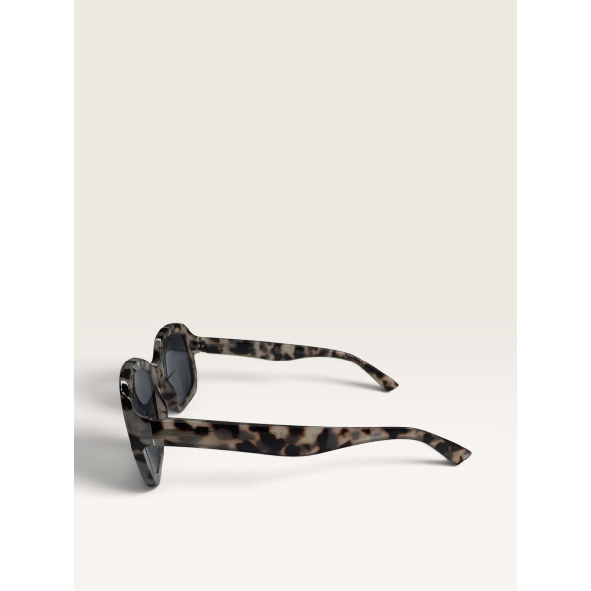 Peepers Shasta Gray Faux Tortoise Bifocal 2.50 Reading Sunglasses Square 52mm