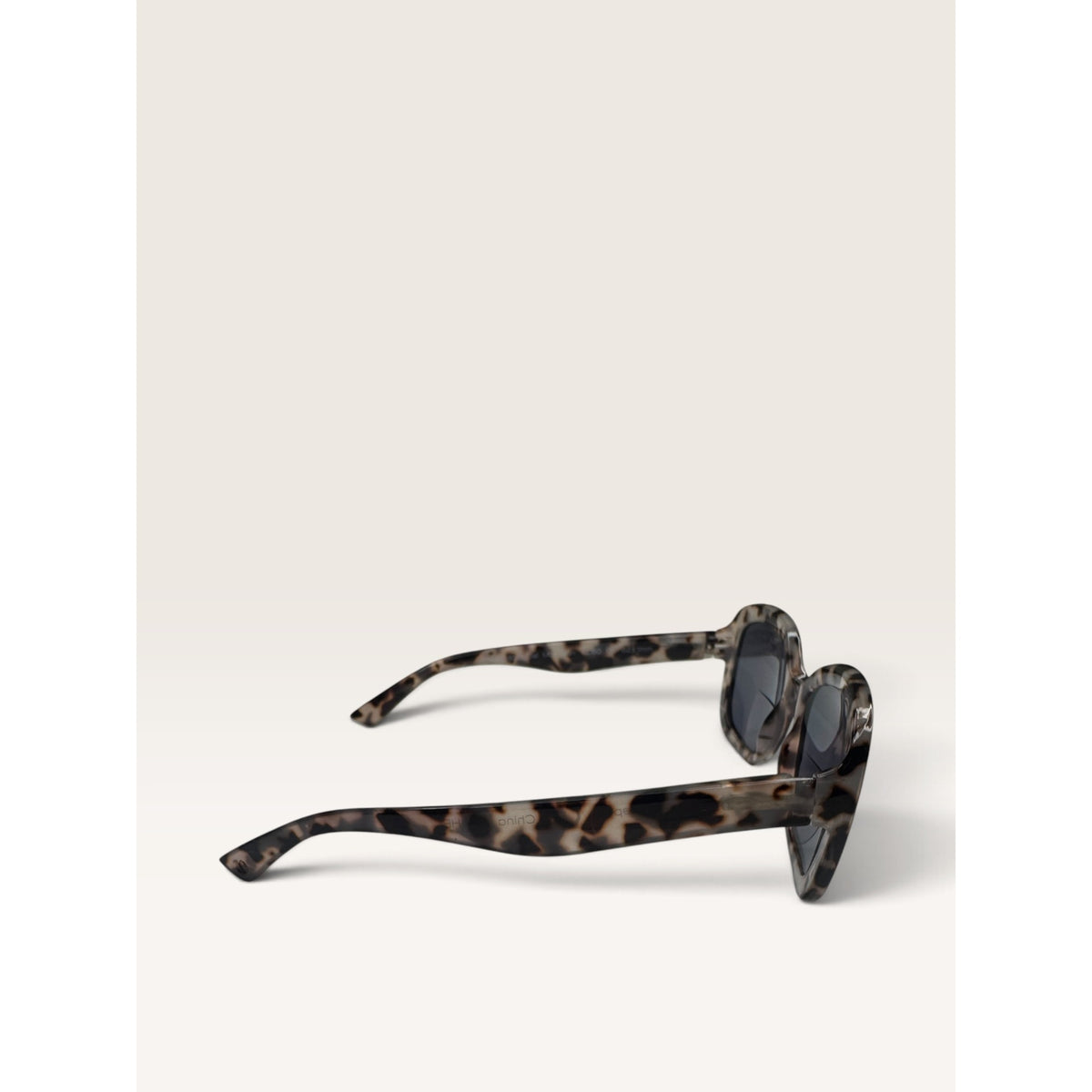 Peepers Shasta Gray Faux Tortoise Bifocal 2.50 Reading Sunglasses Square 52mm