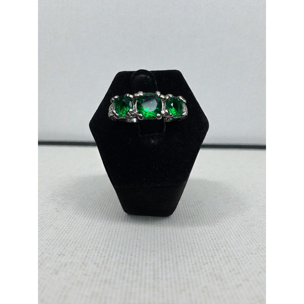 Triple Green Crystal Ring Silver Tone Three Stone Statement Ring Size 7.5