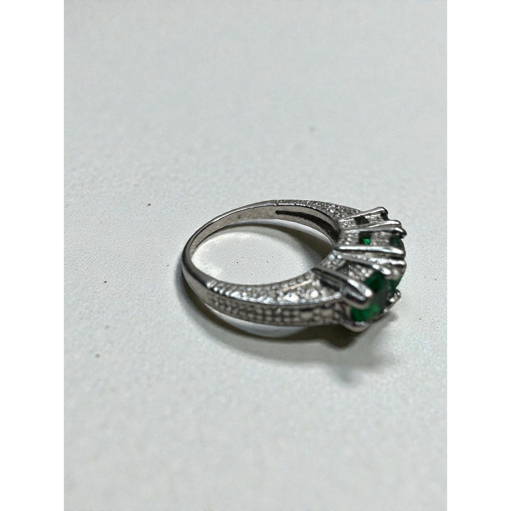 Triple Green Crystal Ring Silver Tone Three Stone Statement Ring Size 7.5