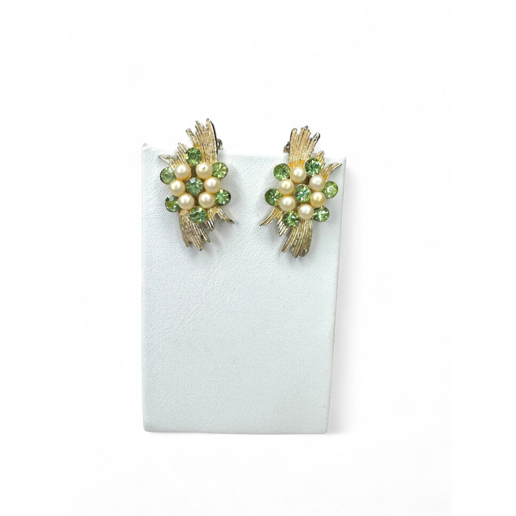 BSK Green Rhinestone Faux Pearls Brooch Clip On Earrings Vintage Set