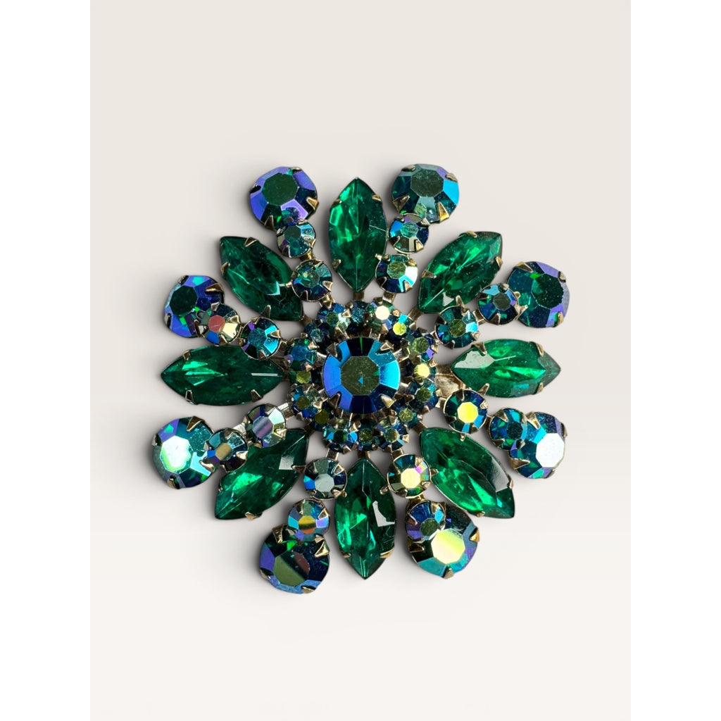 1960s Emerald Green Glass & Aurora Borealis Crystal Starburst Brooch Gold Tone