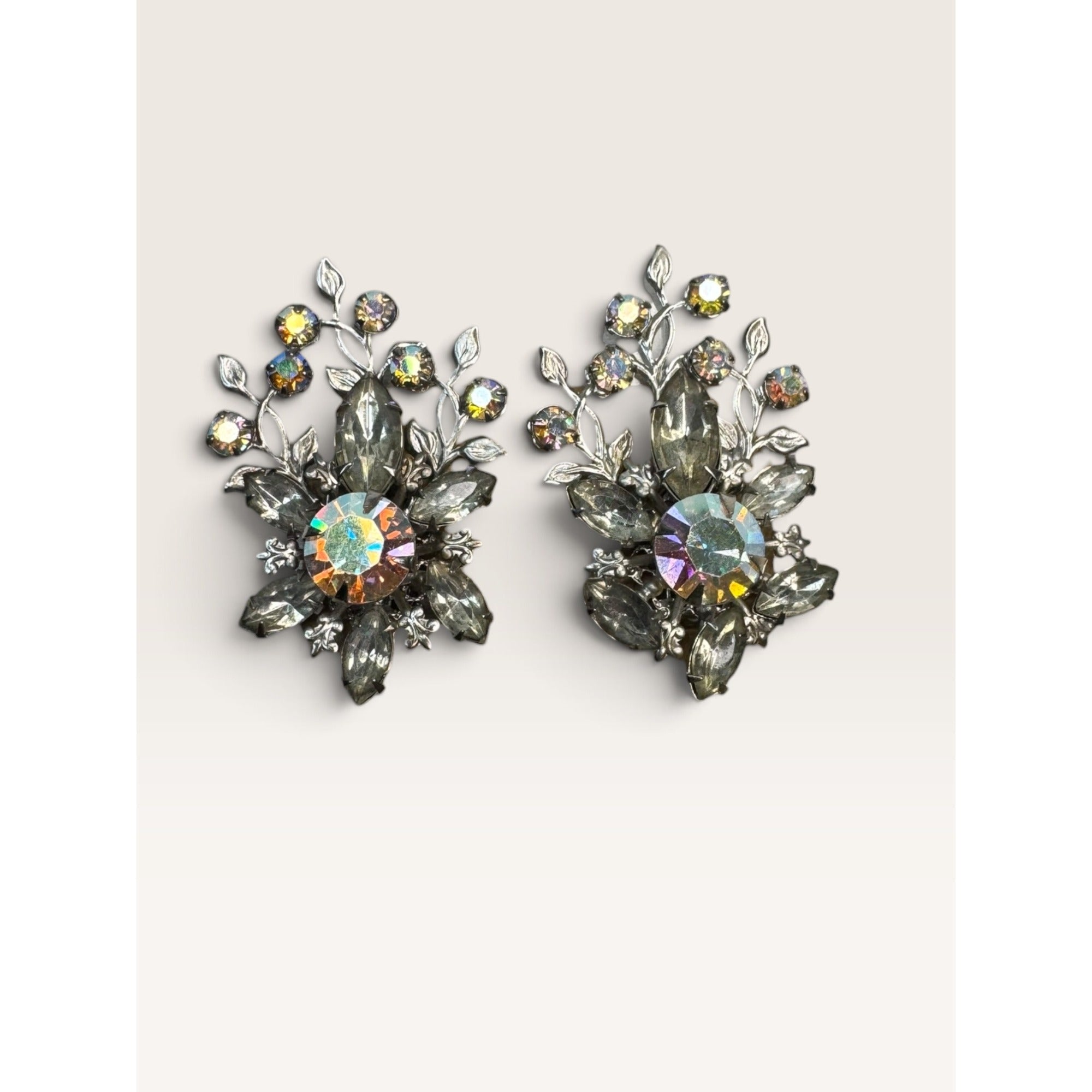 1950s Judy Lee Smoke Gray Navette AB Crystal Rhinestone Vine Clip Earrings 1.91" Vintage
