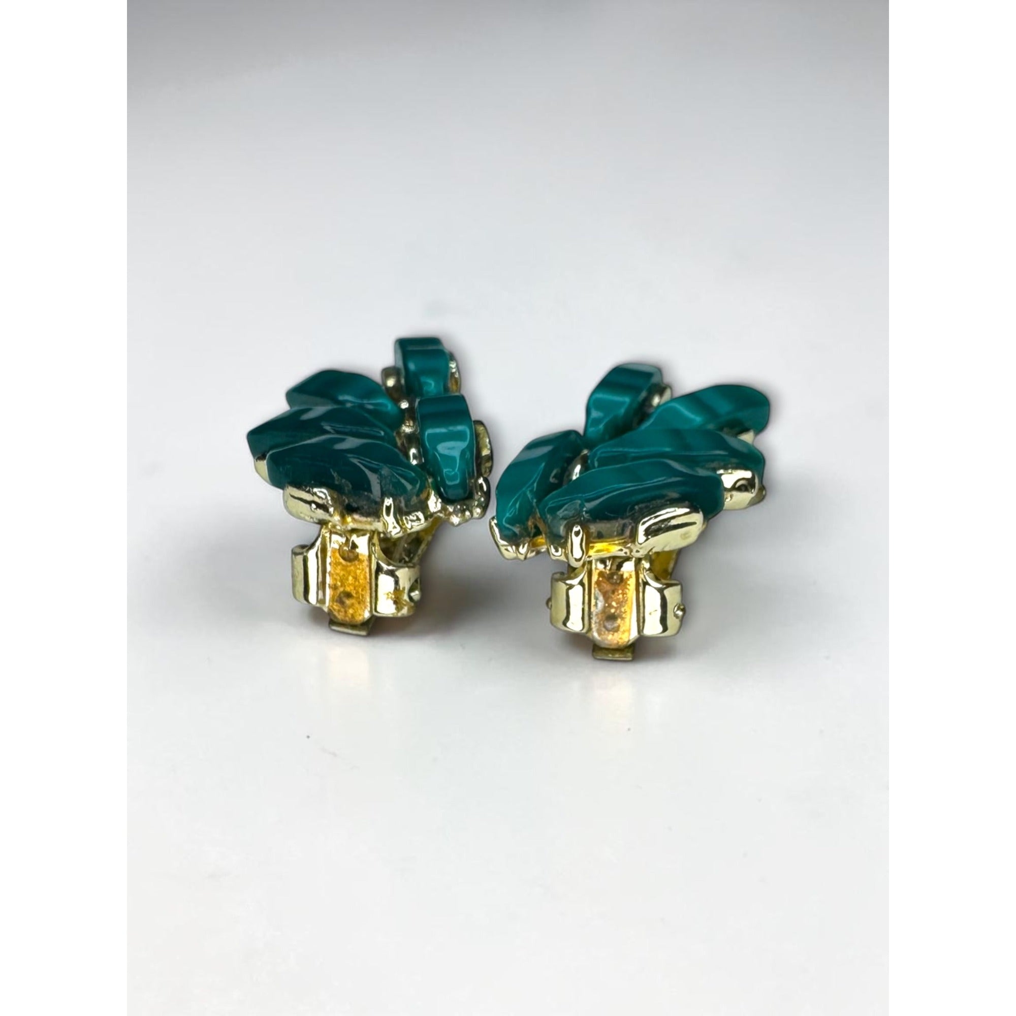 Teal Lucite Leaf Cluster Clip On Earrings Gold Tone 1960s Vintage