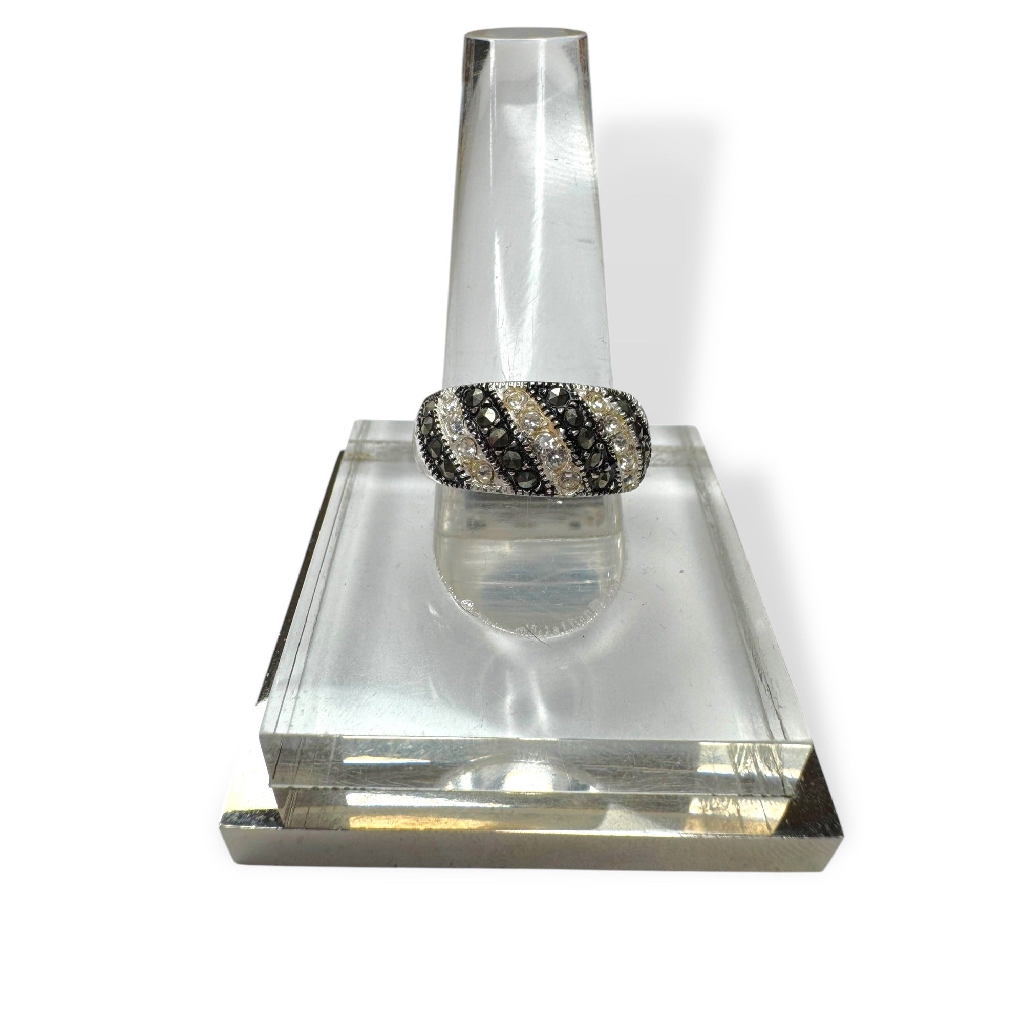 Sterling Silver Ring Marcasite Glass Crystal Size 6.5