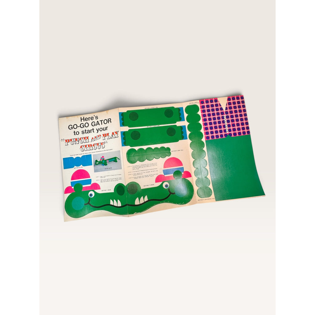 1967 Kleenex Towels Go-Go Gator Punch & Play Circus Paper Toy Unpunched