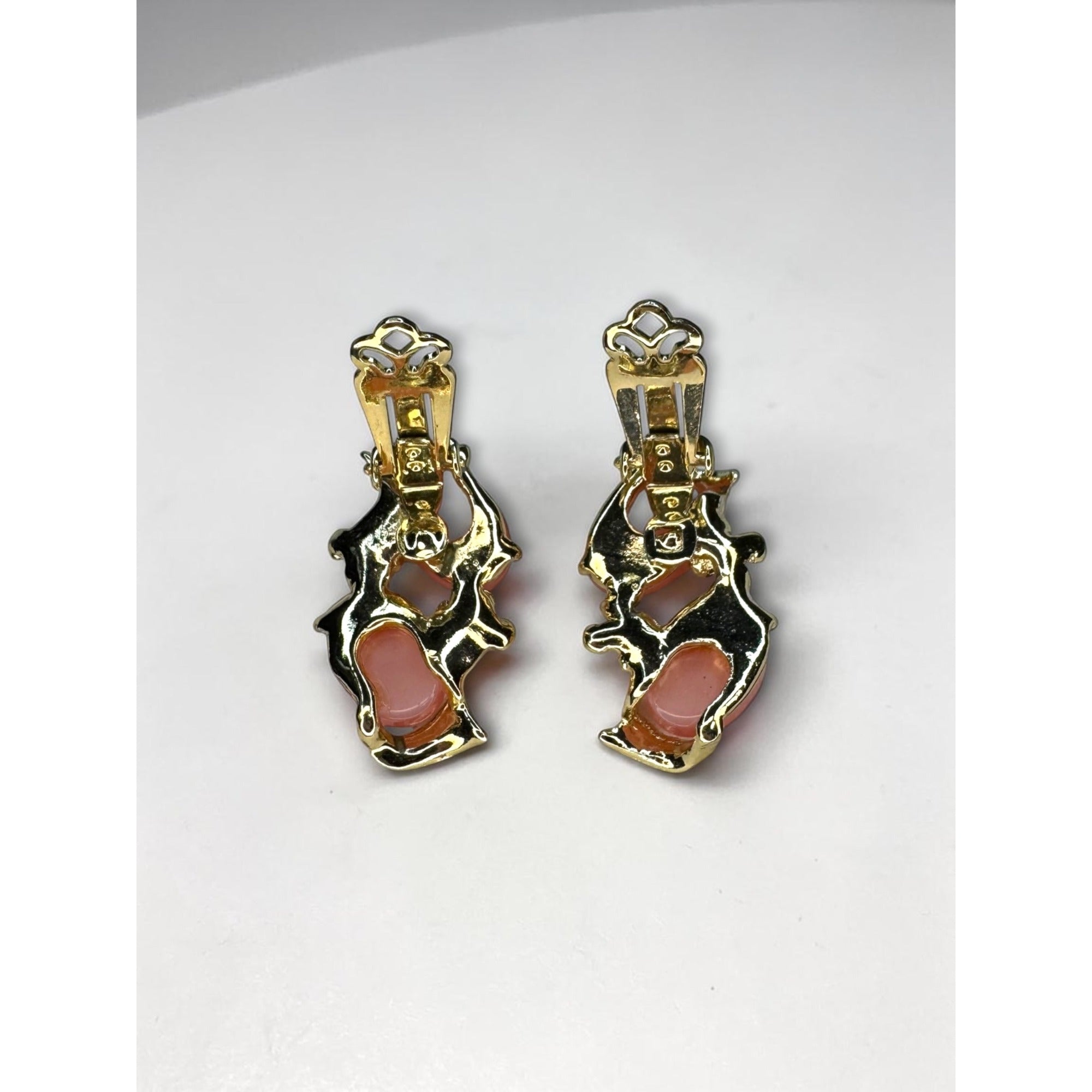 Pink Moonglow Lucite Cabochon Clip On Earrings Gold Tone 1960s Vintage