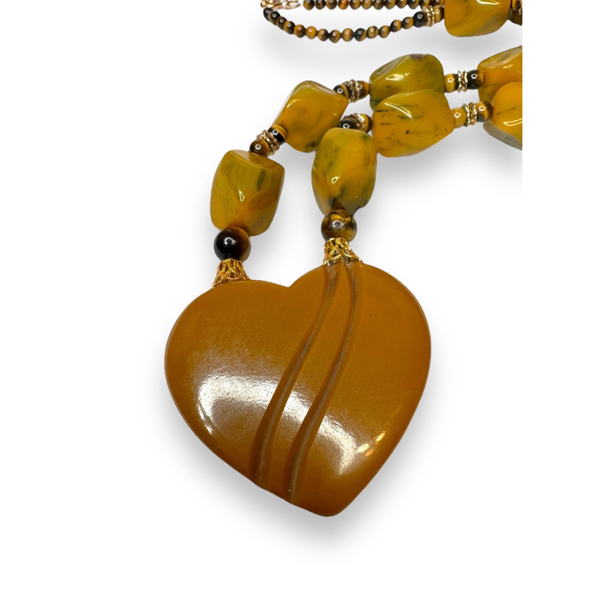 Bakelite Tigers Eye Beaded Necklace Heart Pendant 20" Spring Ring Vintage