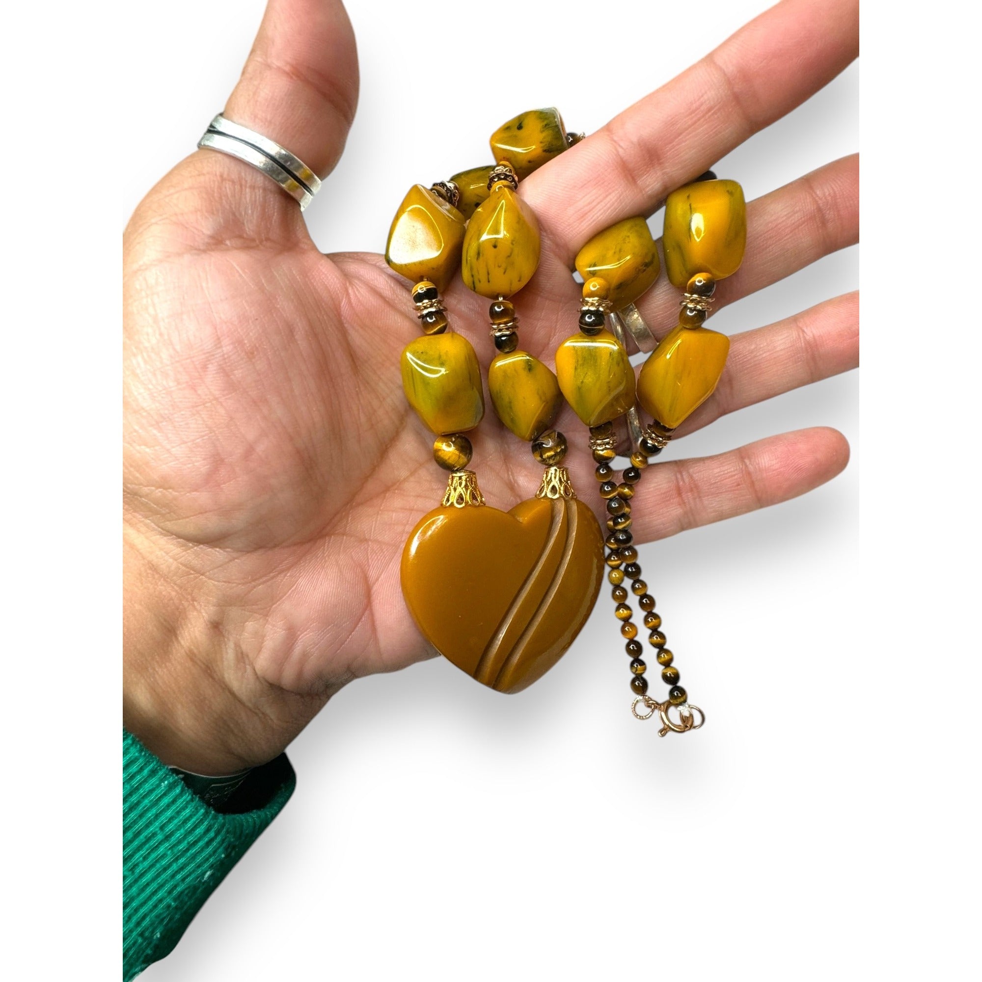 Bakelite Tigers Eye Beaded Necklace Heart Pendant 20" Spring Ring Vintage