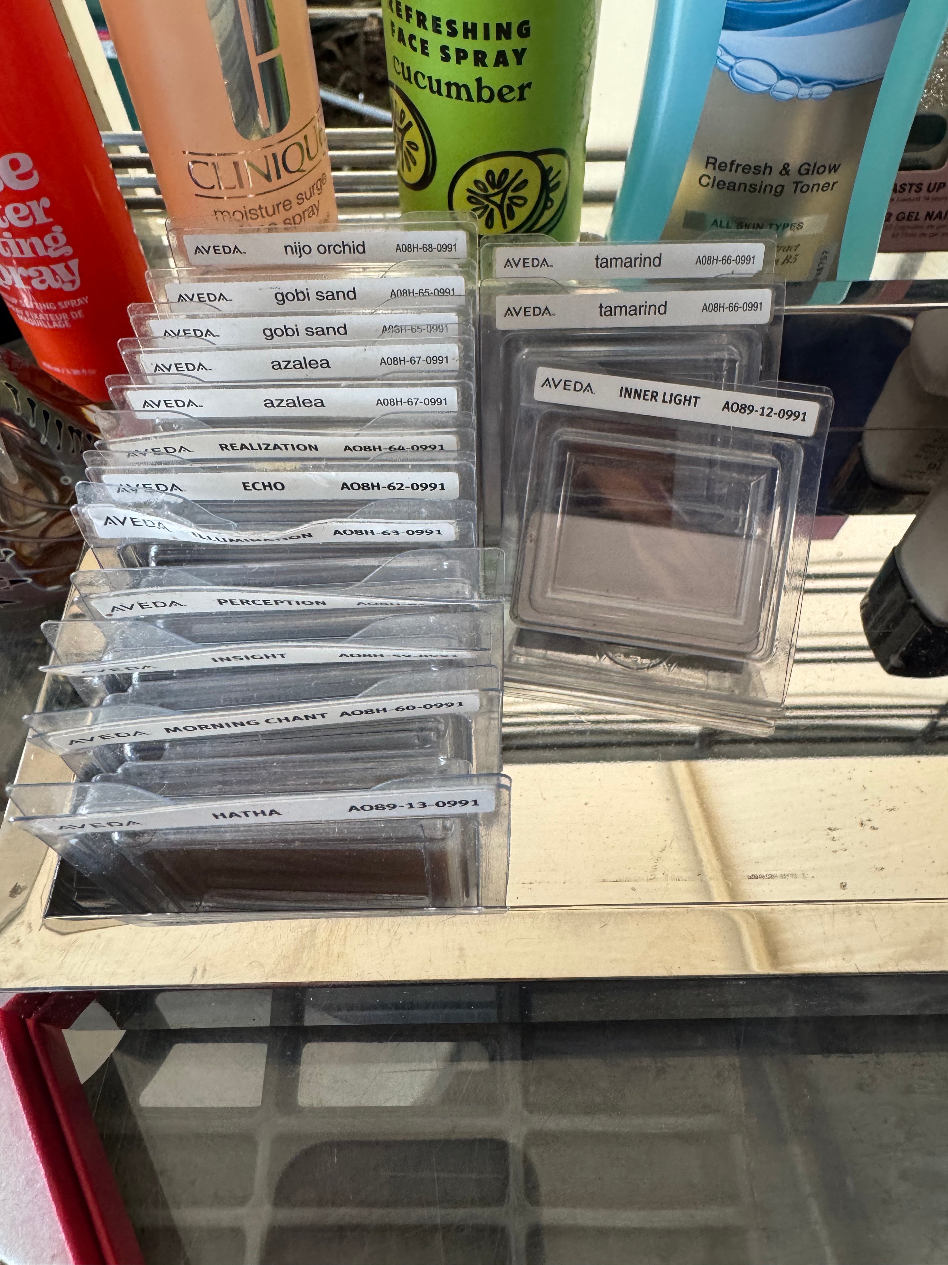 Aveda eyeshadow