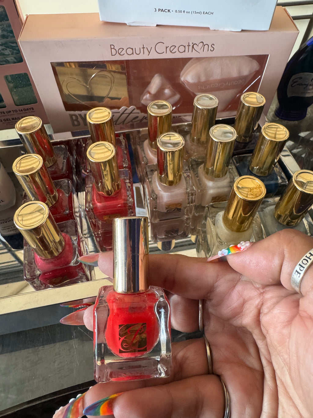 Estée Lauder nail lacquer