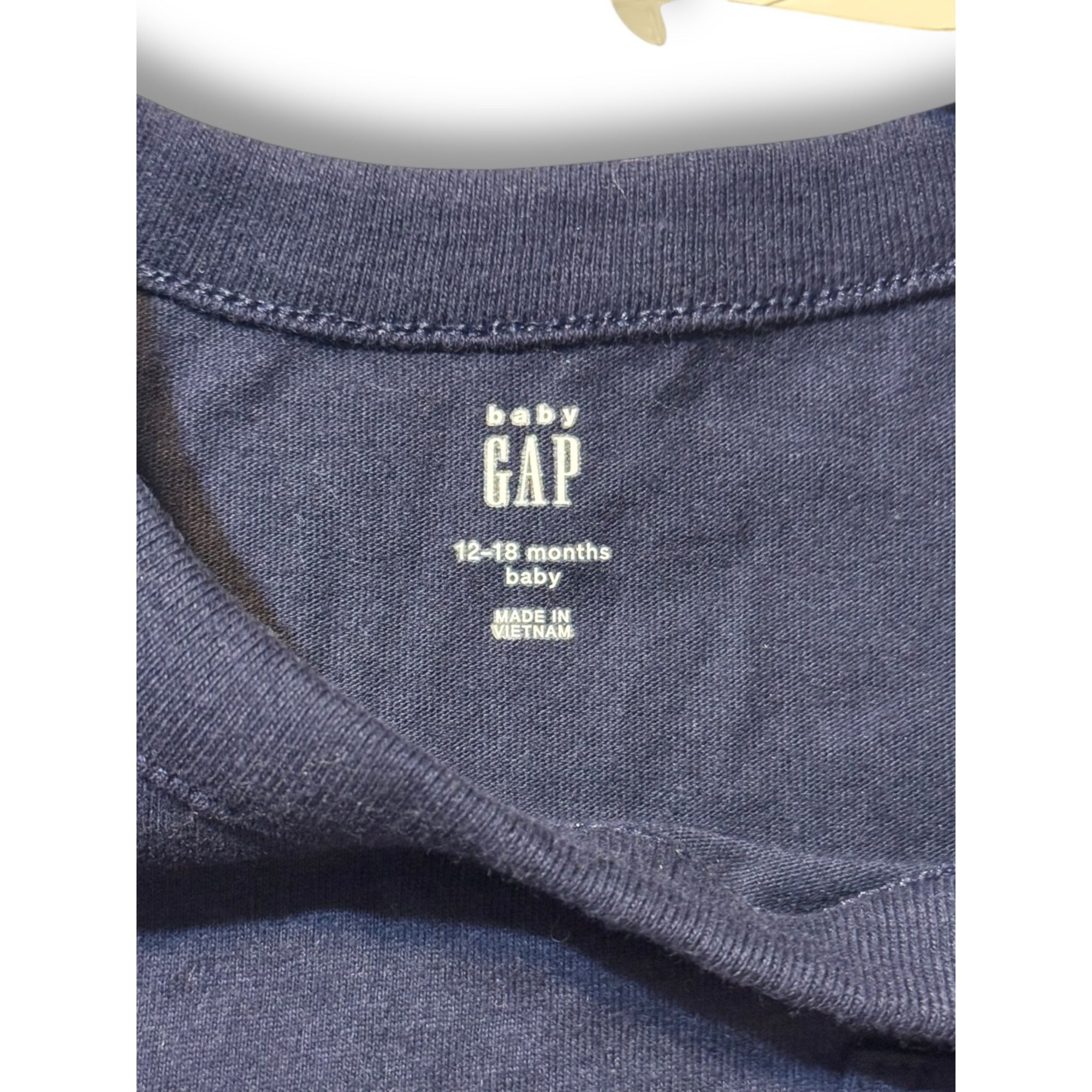 Baby Gap 12–18M Navy Long Sleeve Bodysuit Bear Pocket NWT Cotton