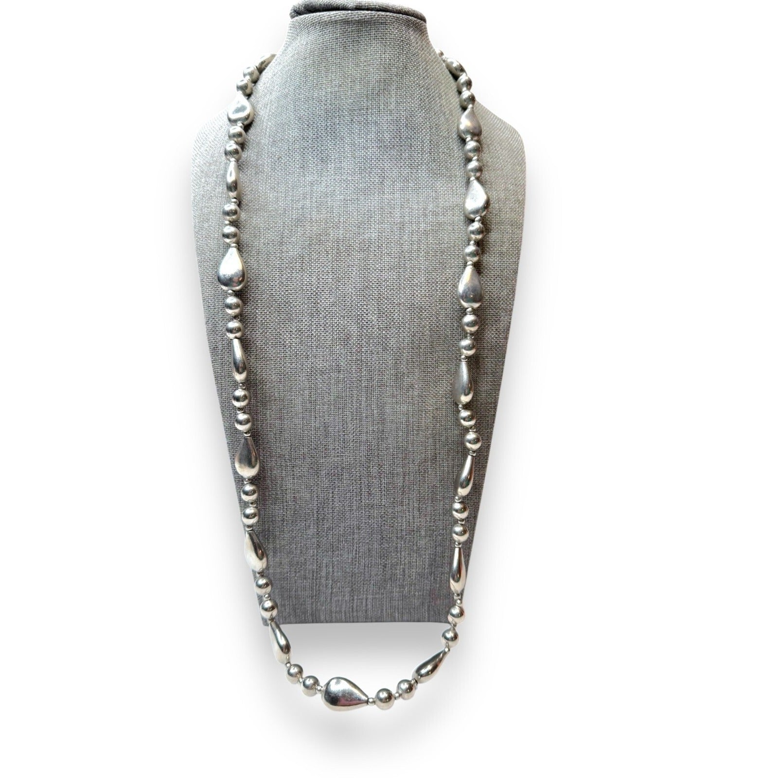 Vintage Carol Dauplaise Silver-Tone Teardrop Beaded Necklace 29"