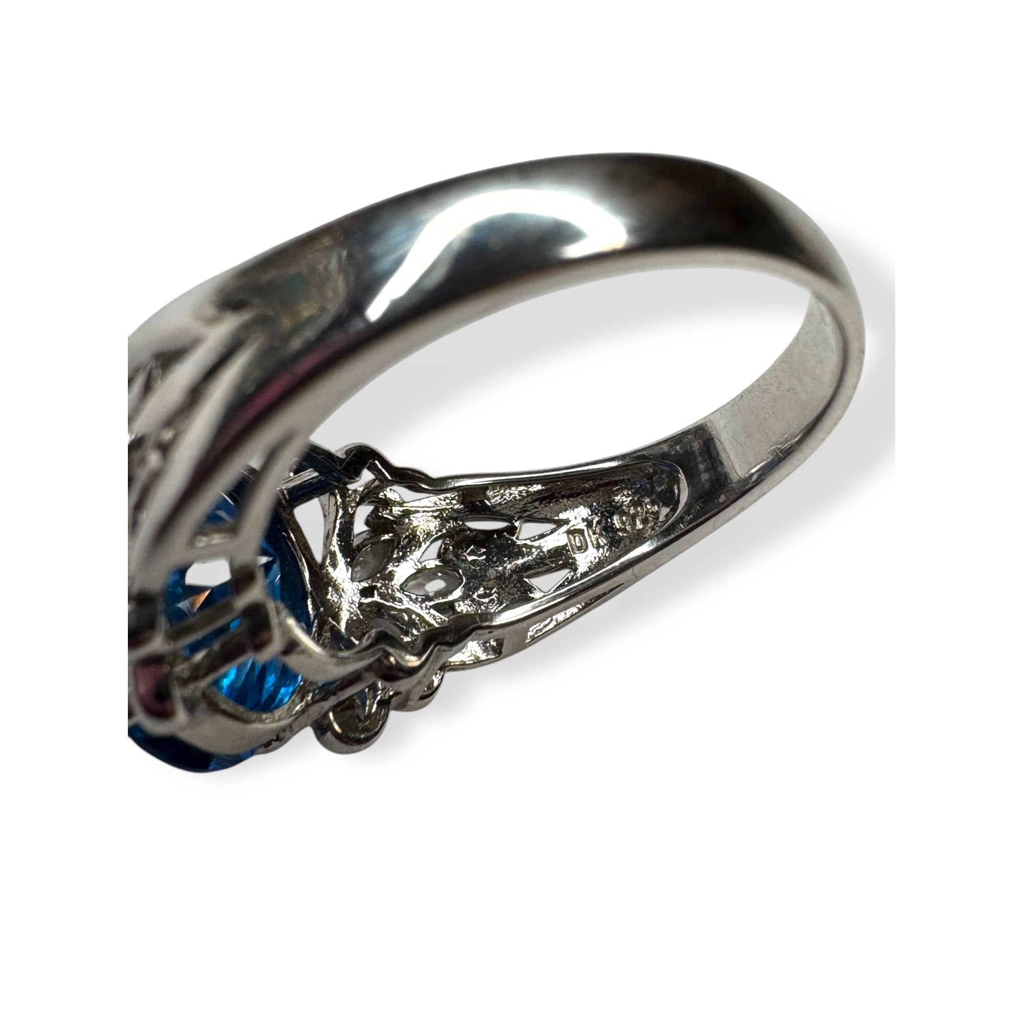 DK Sterling Silver Ring Swiss Blue Topaz White Spinel Size 9
