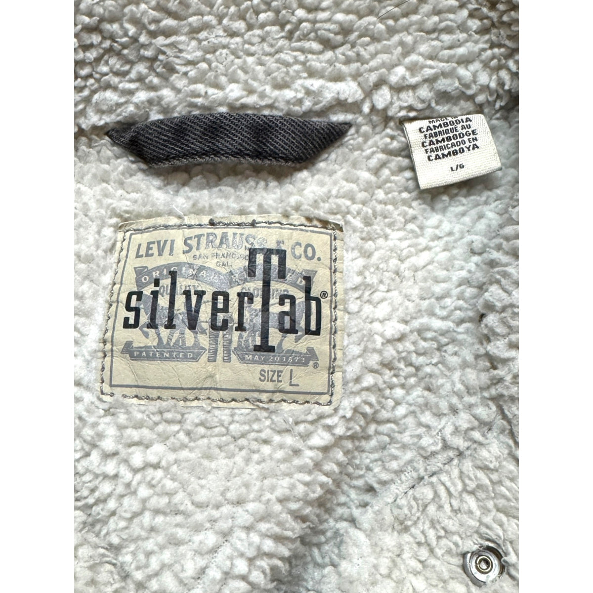 Levi's Mens Large SilverTab Faded Black Denim Sherpa Lined Trucker Jacket 90s