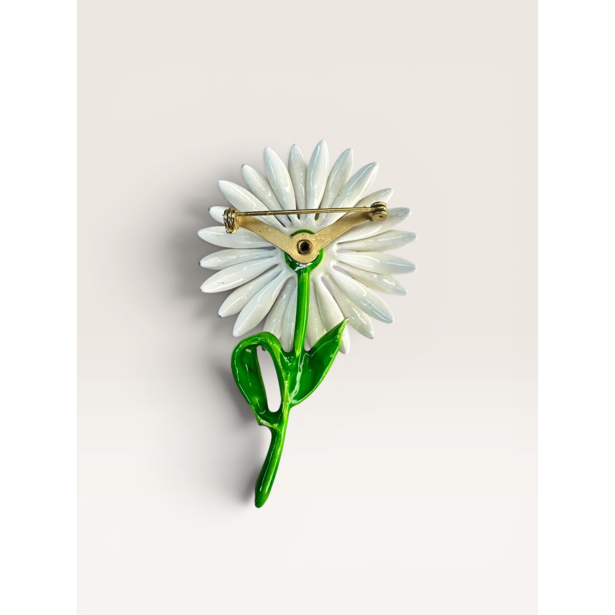 Enamel White Daisy Flower Brooch Pin Green Stem Yellow Center Vintage
