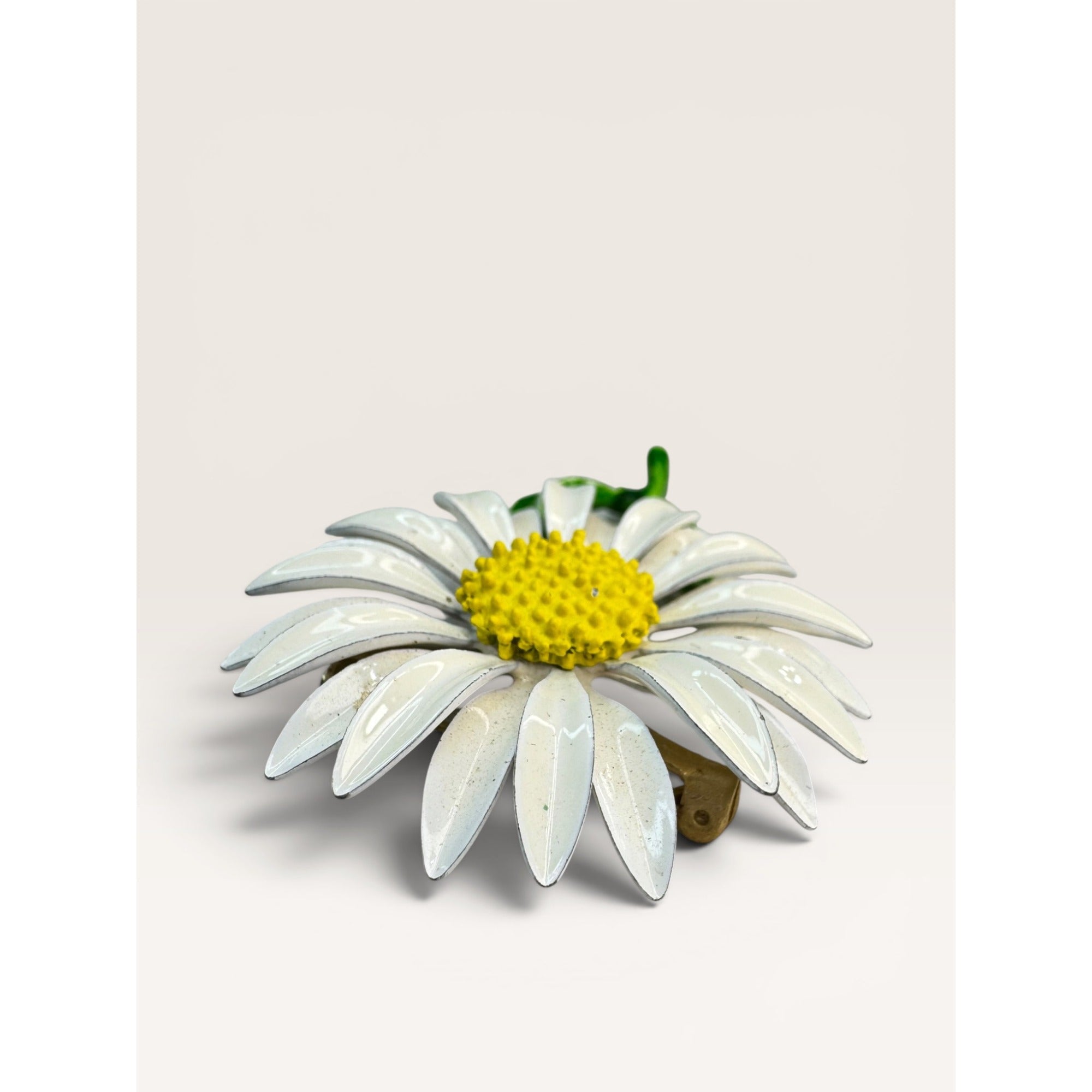 Enamel White Daisy Flower Brooch Pin Green Stem Yellow Center Vintage