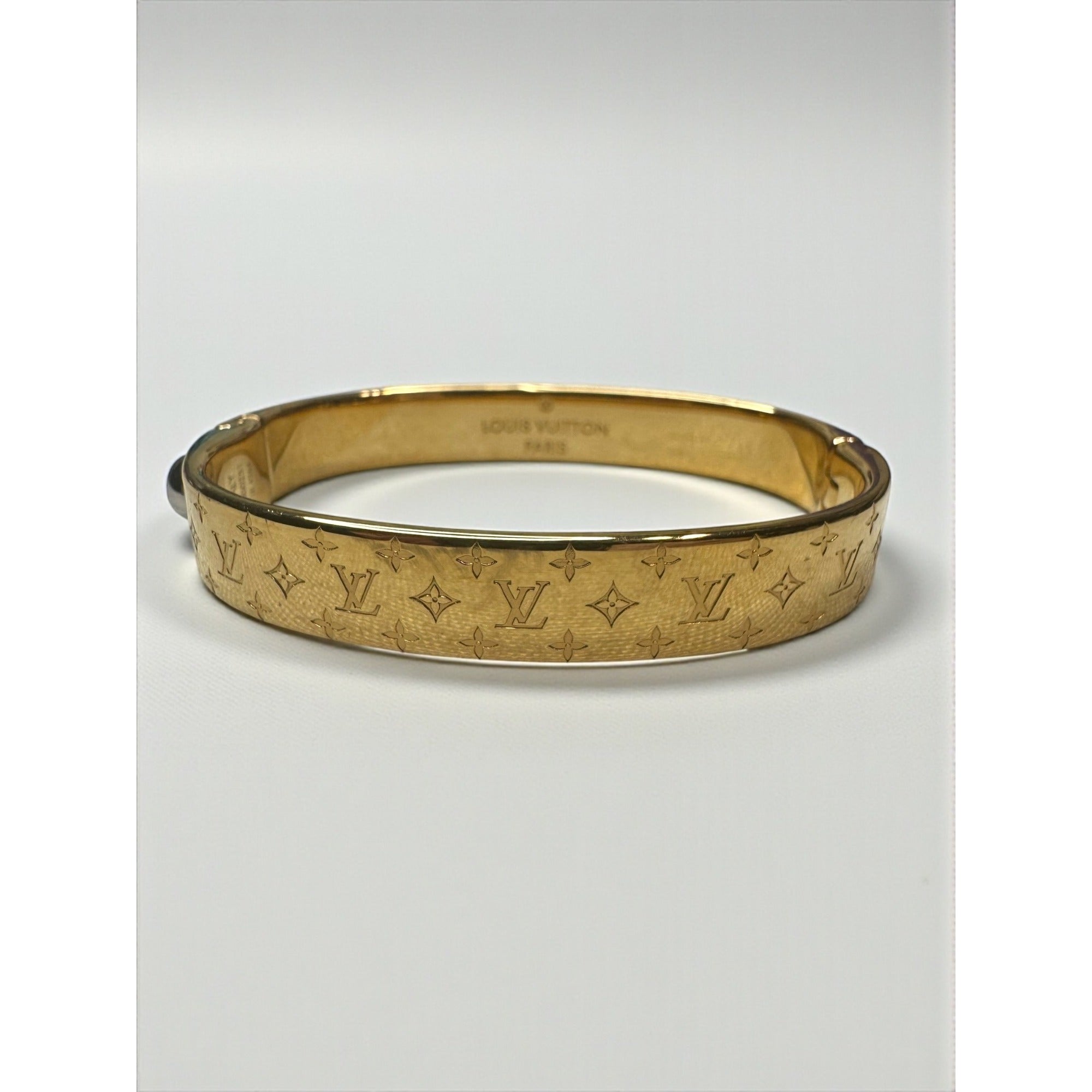 Louis Vuitton Nanogram Monogram Bangle Bracelet M00251 LE4264 Gold Tone