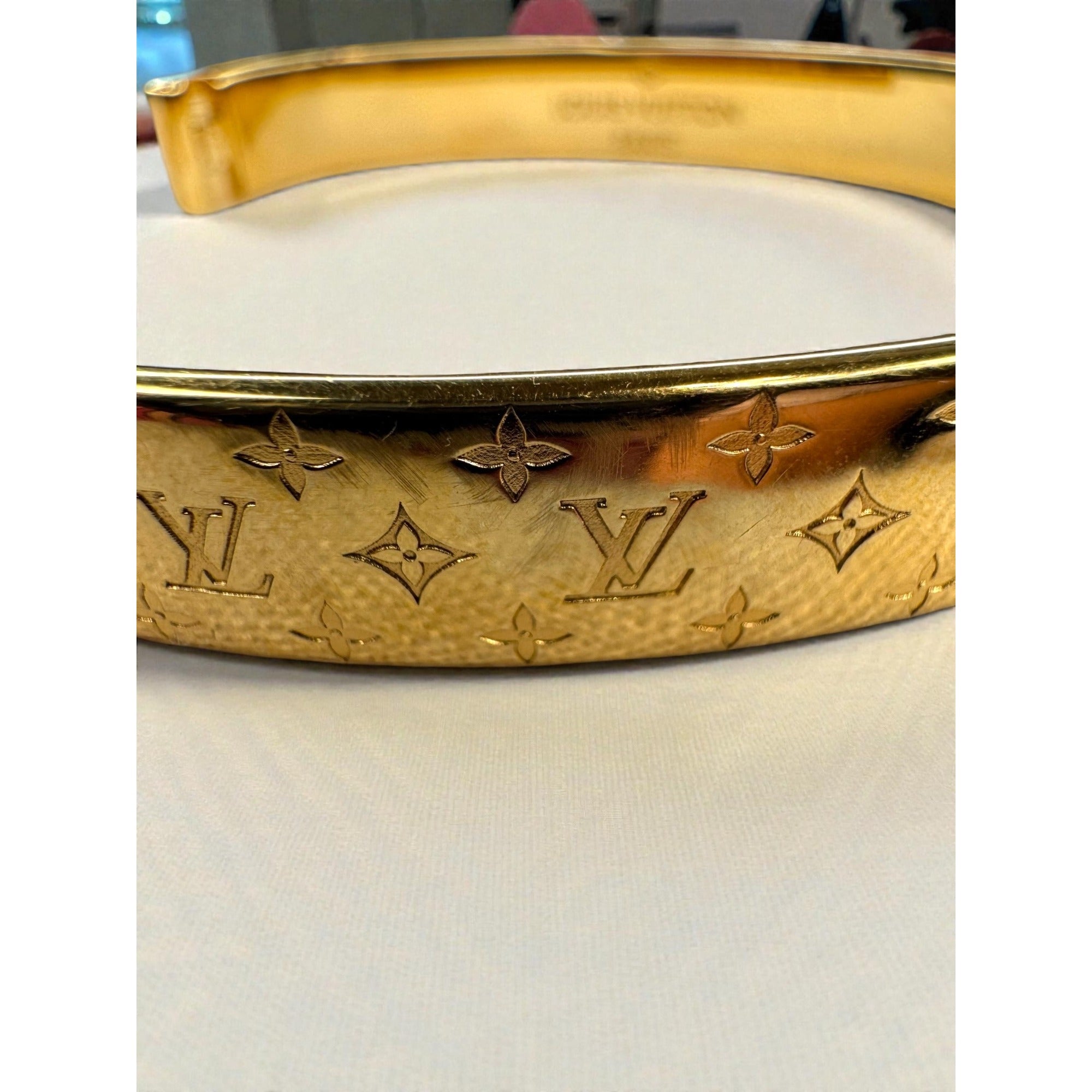 Louis Vuitton Nanogram Monogram Bangle Bracelet M00251 LE4264 Gold Tone