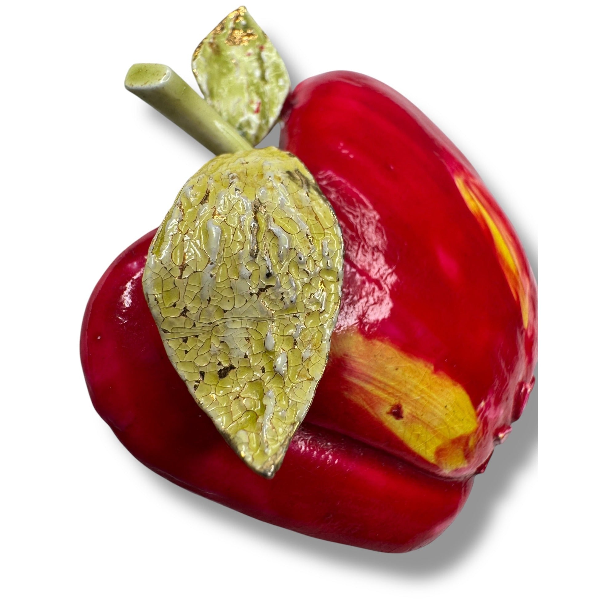 Vintage Mode Art Arthur Pepper Apple Brooch Enamel Gold Tone 1950s/60s