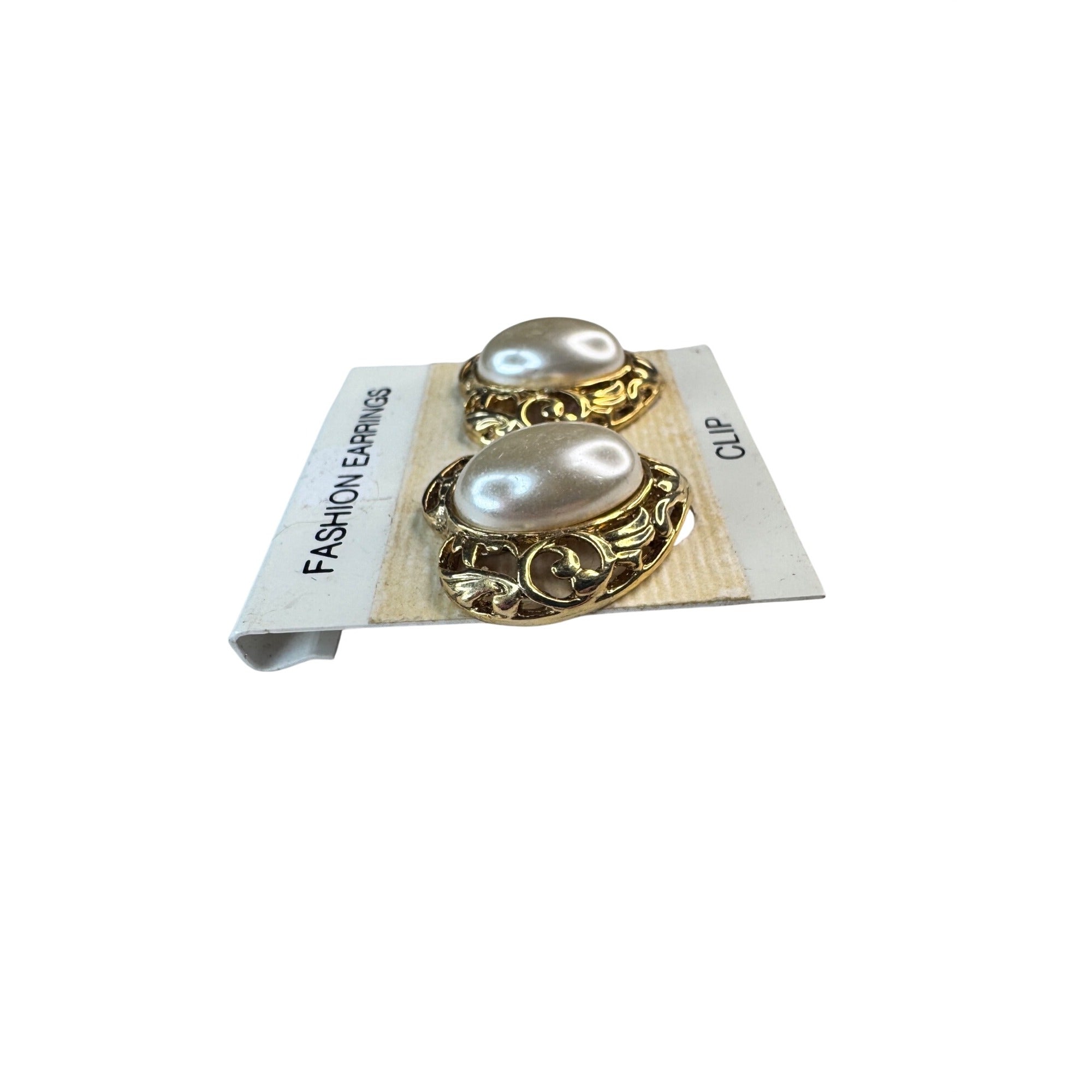 Unsigned Clip On Earrings Gold Faux Pearl Heart 1990s Vintage