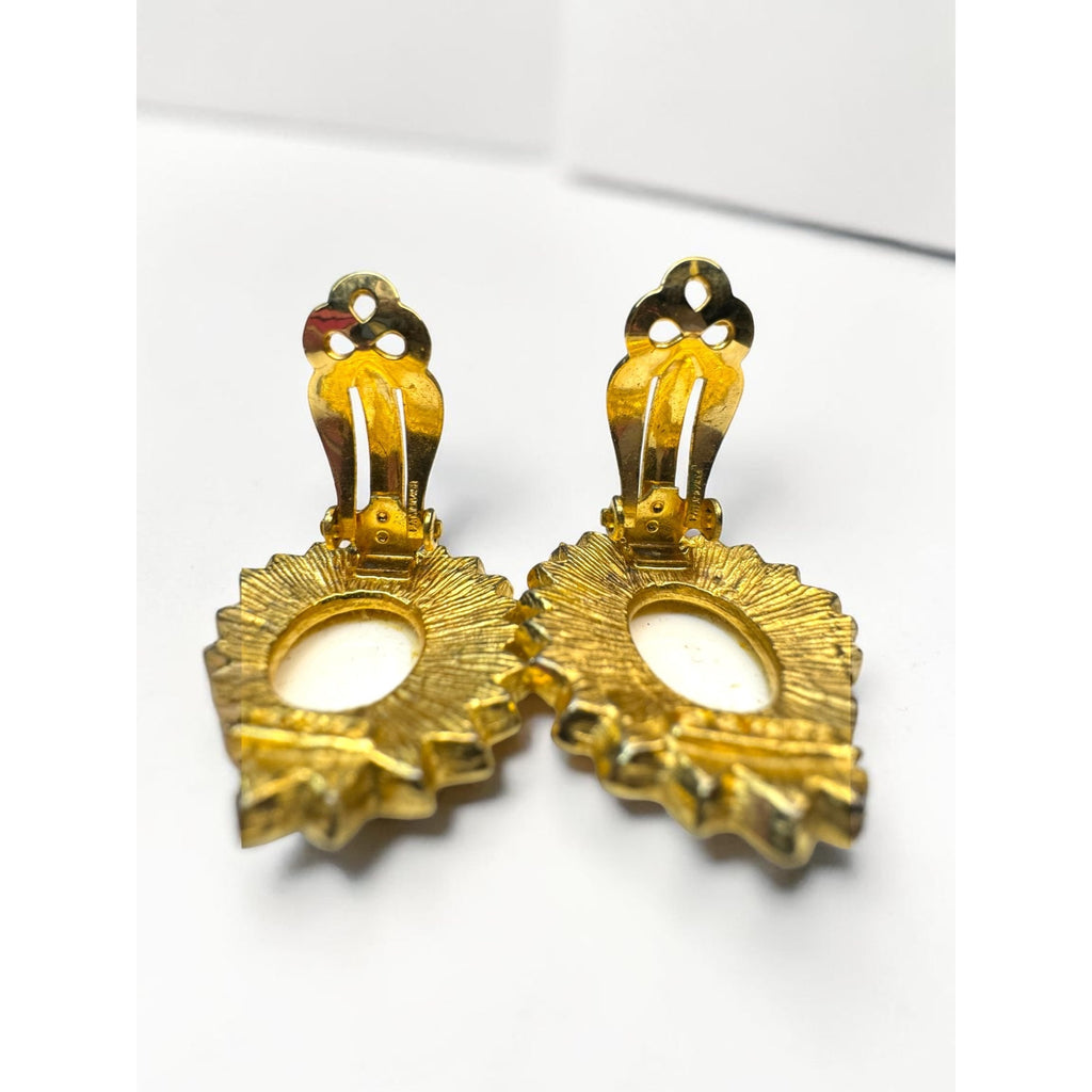 Polcini Clip On Earrings Gold Tone White Cabochon Sunflower Enamel Vintage