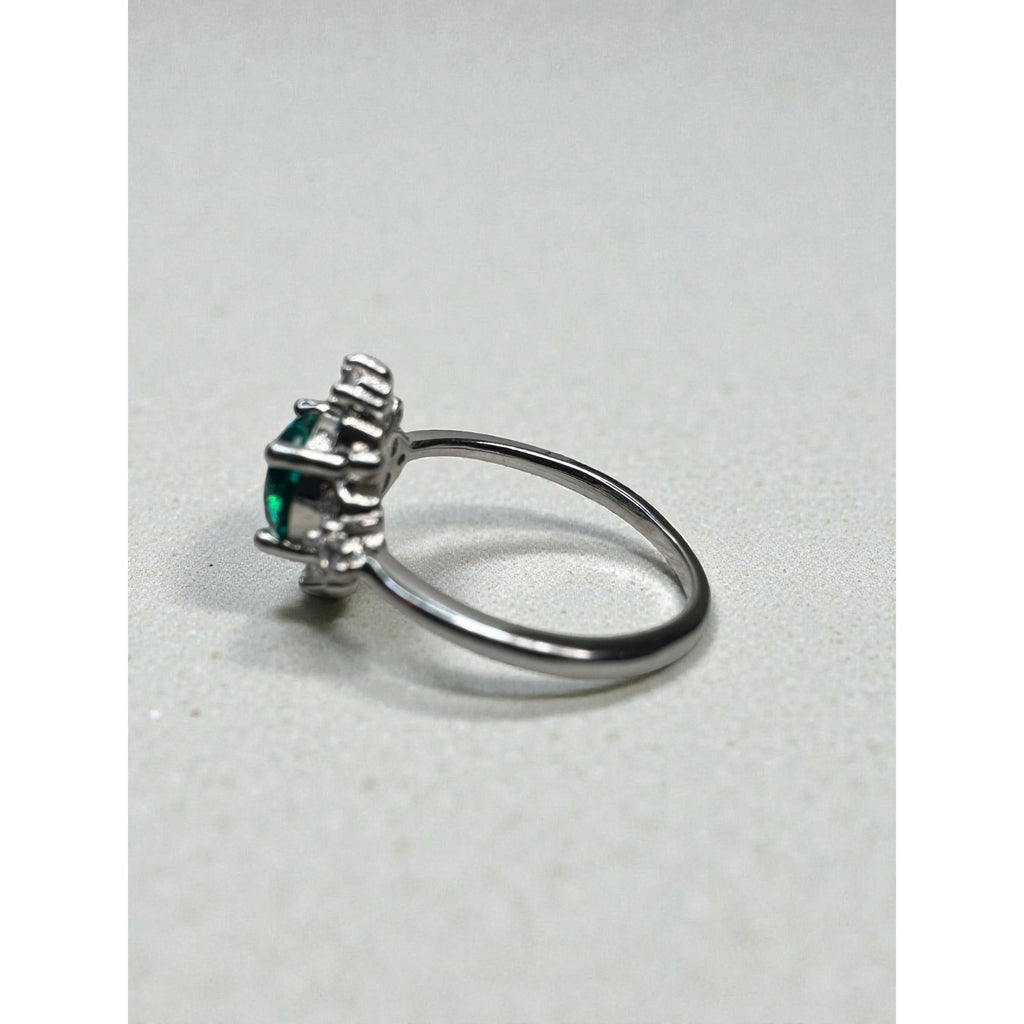 Teal Blue Green Crystal Halo Ring Silver Tone Statement Ring Size 7.5