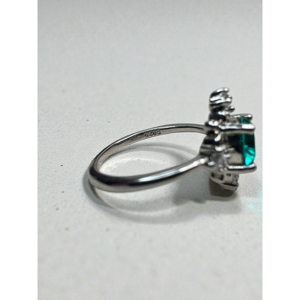 Teal Blue Green Crystal Halo Ring Silver Tone Statement Ring Size 7.5