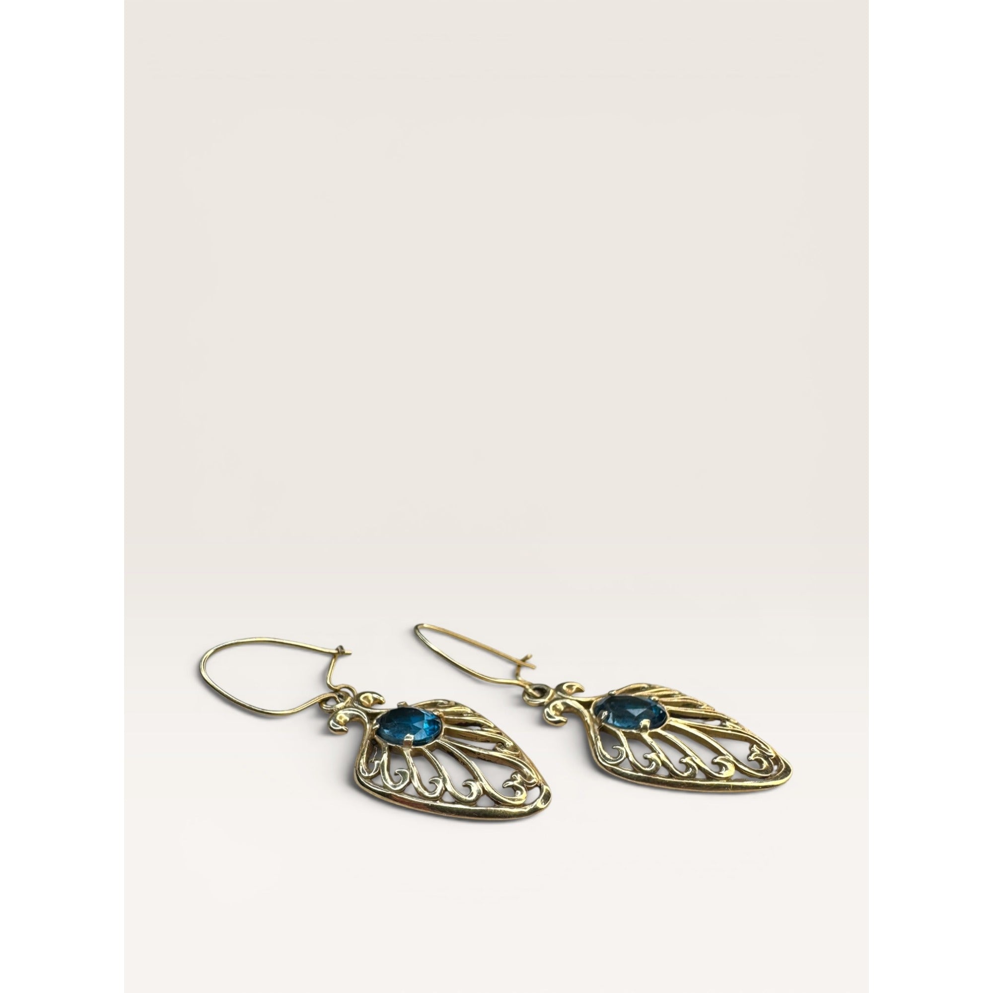 14K Gold Blue Topaz Filigree Dangle Earrings Shepherd Hook Vintage