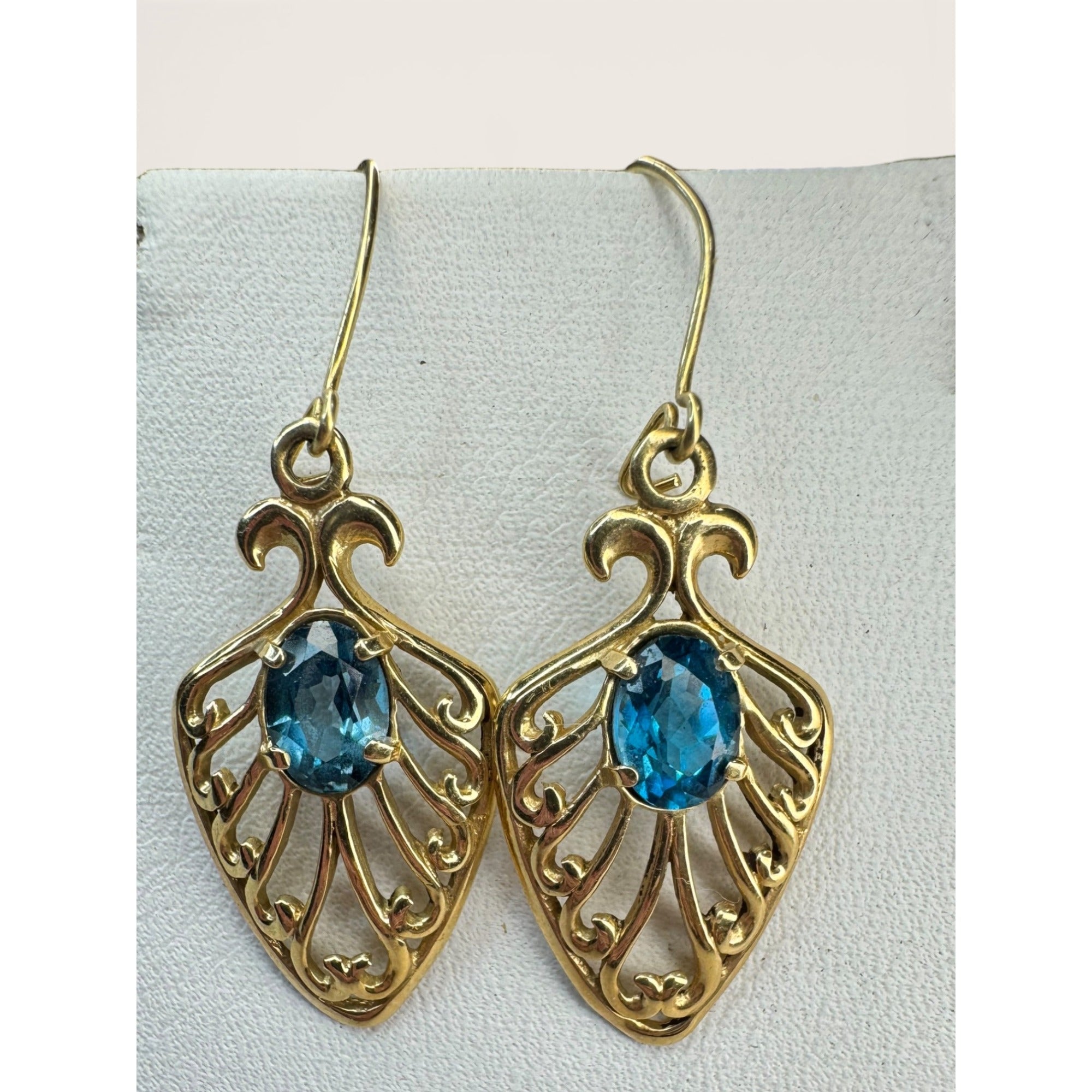 14K Gold Blue Topaz Filigree Dangle Earrings Shepherd Hook Vintage