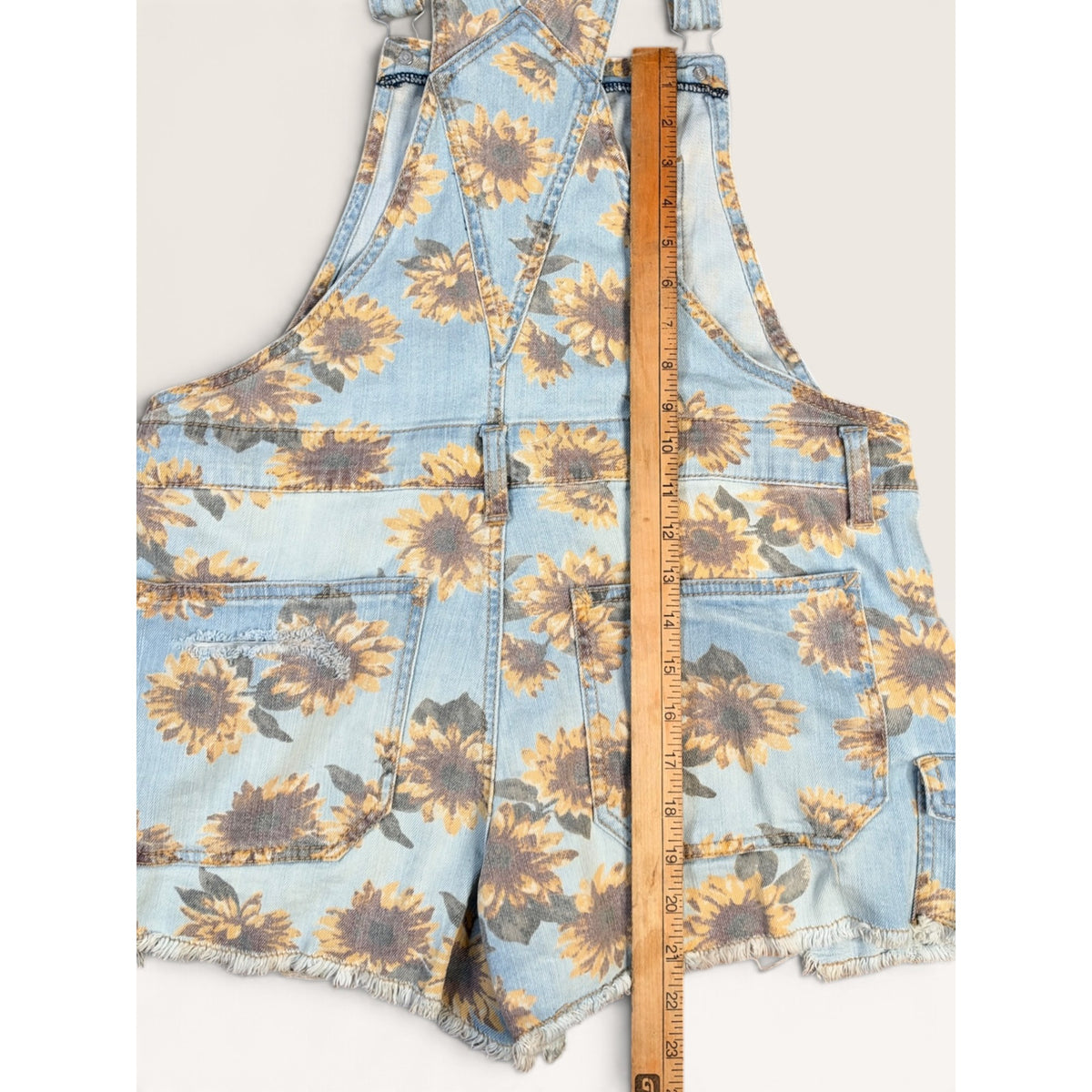 No Boundaries Sunflower Denim Shortalls Juniors M 7-9 Distressed Overalls NWT