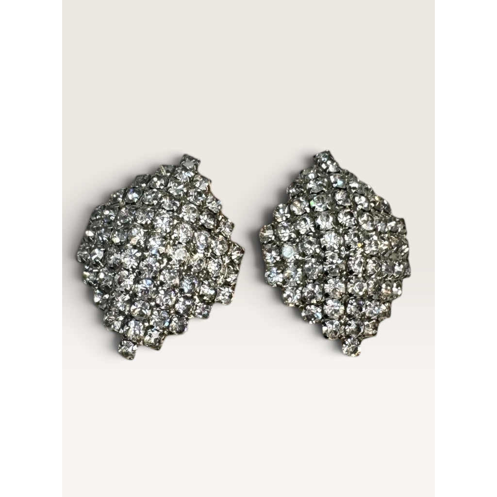 1950s Clear Crystal Rhinestone Diamond Shield Clip Earrings 1.36" Vintage