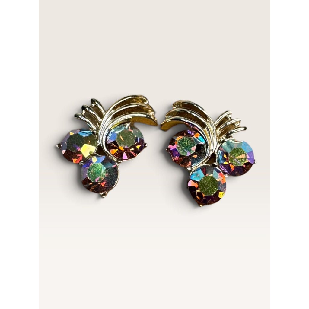 1950s Kramer Watermelon AB Crystal Rhinestone Ribbon Swirl Clip Earrings 1" Vintage