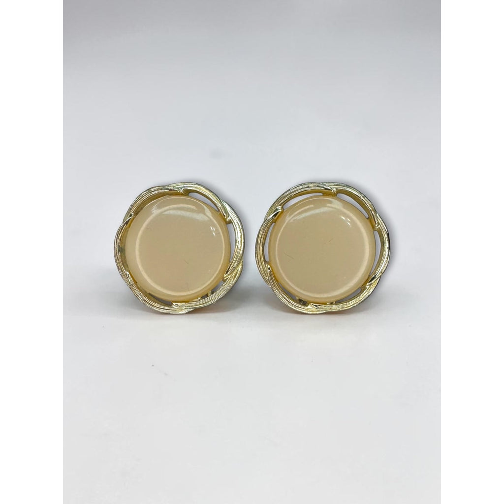 Lisner Clip On Earrings Tan Moonglow Lucite Gold Tone Round Vintage