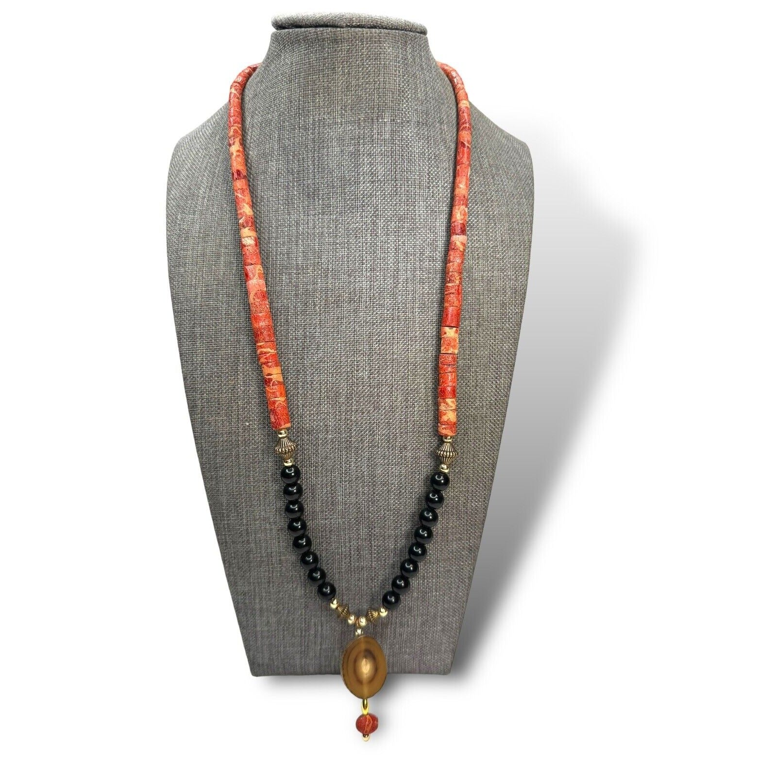 Vintage Jaydee Original Sponge Coral Black Jade Buffalo Horn Necklace 24"