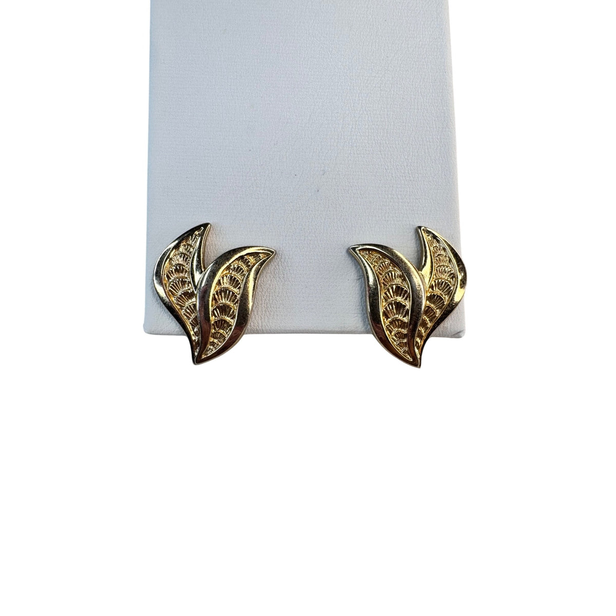 Monet Gold Tone Leaf Clip Earrings Textured Vintage Mid Century