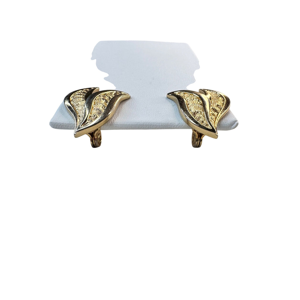 Monet Gold Tone Leaf Clip Earrings Textured Vintage Mid Century