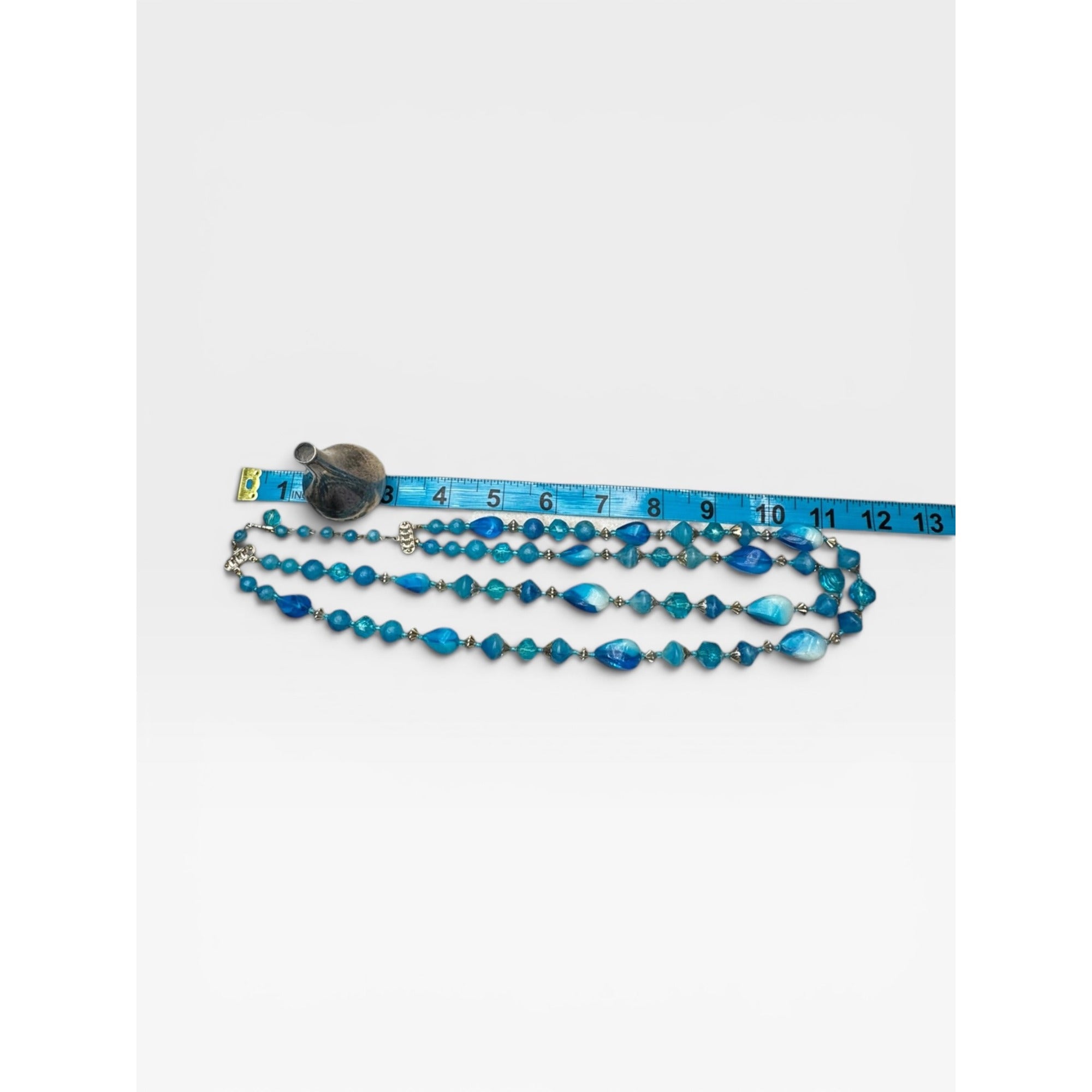 Hong Kong Blue Swirl Acrylic Beaded 1960s Chunky Adjustable Necklace Vintage