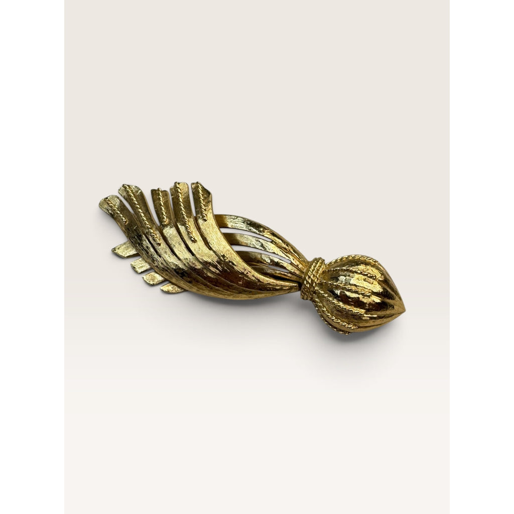 Vintage Monet Brushed Gold Tone Wheat Sheath Plume Brooch Pin Architectural 3.32"