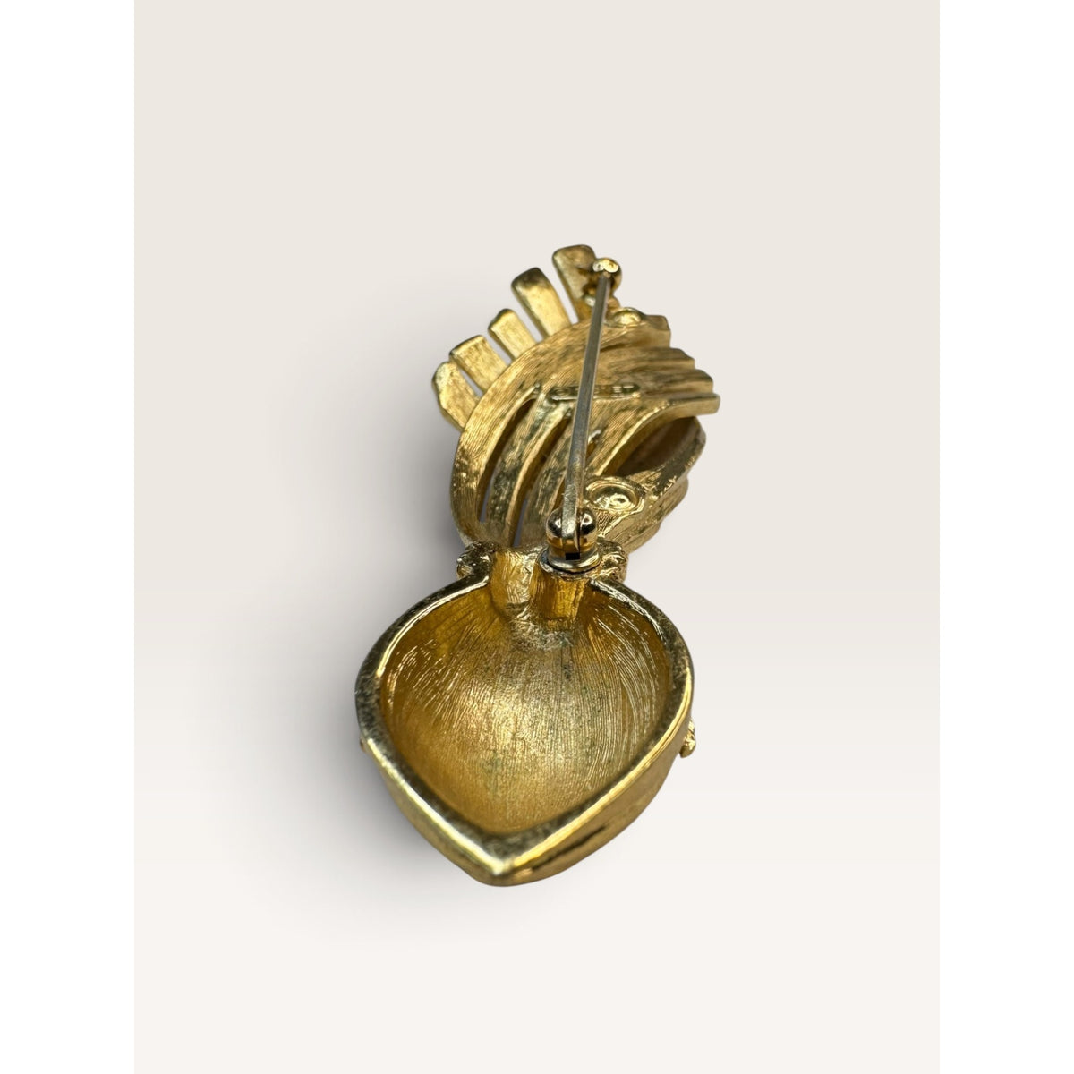 Vintage Monet Brushed Gold Tone Wheat Sheath Plume Brooch Pin Architectural 3.32"